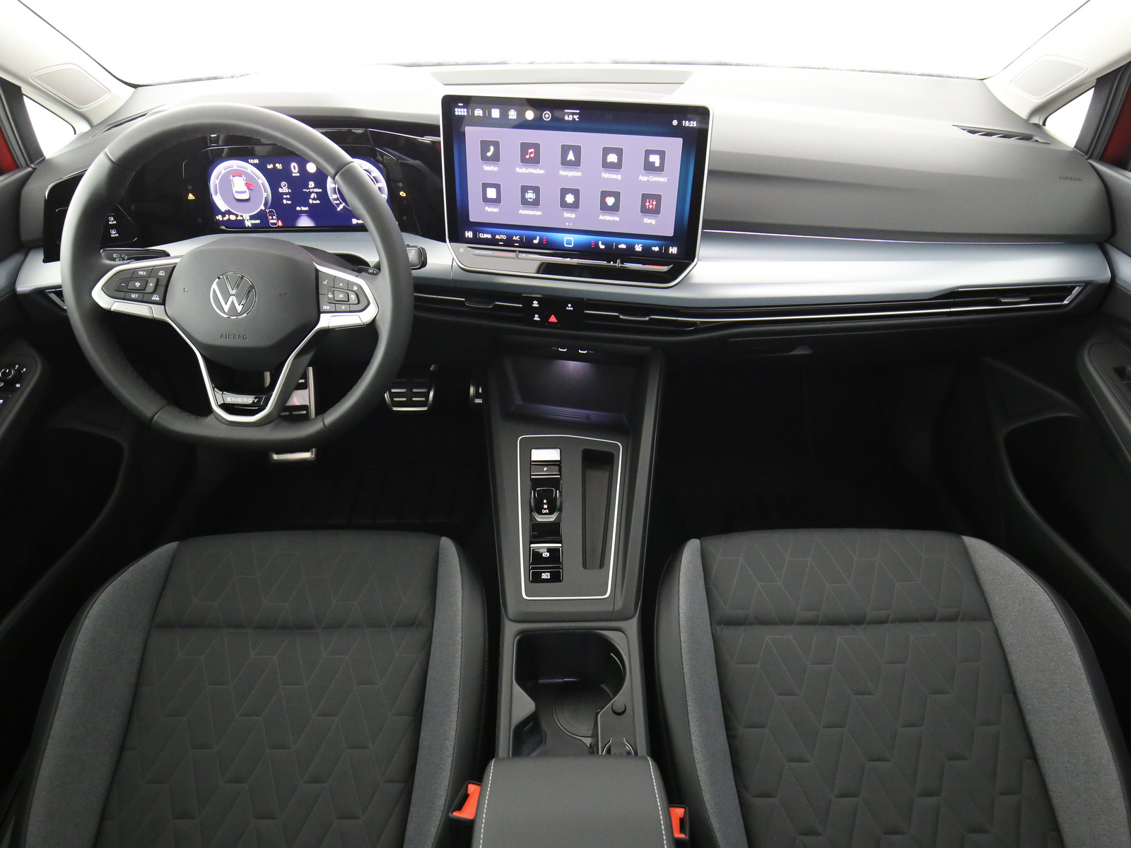 VW Golf VIII - Bild 11