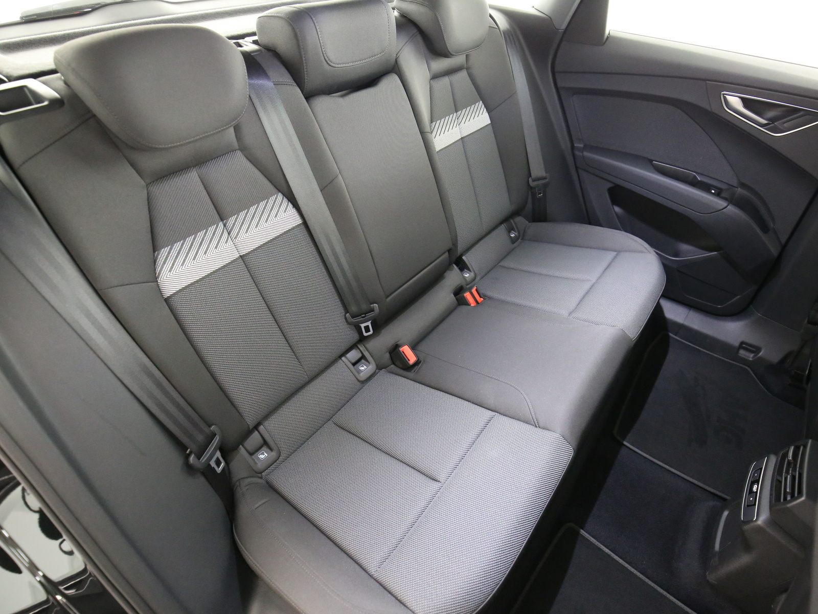 Audi Q4 e-tron - Bild 19