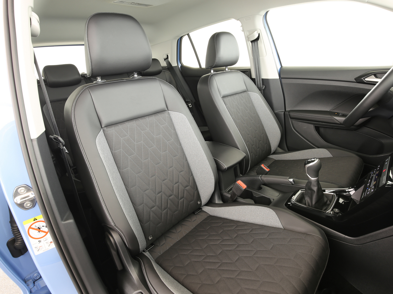 VW T-Cross - Bild 15