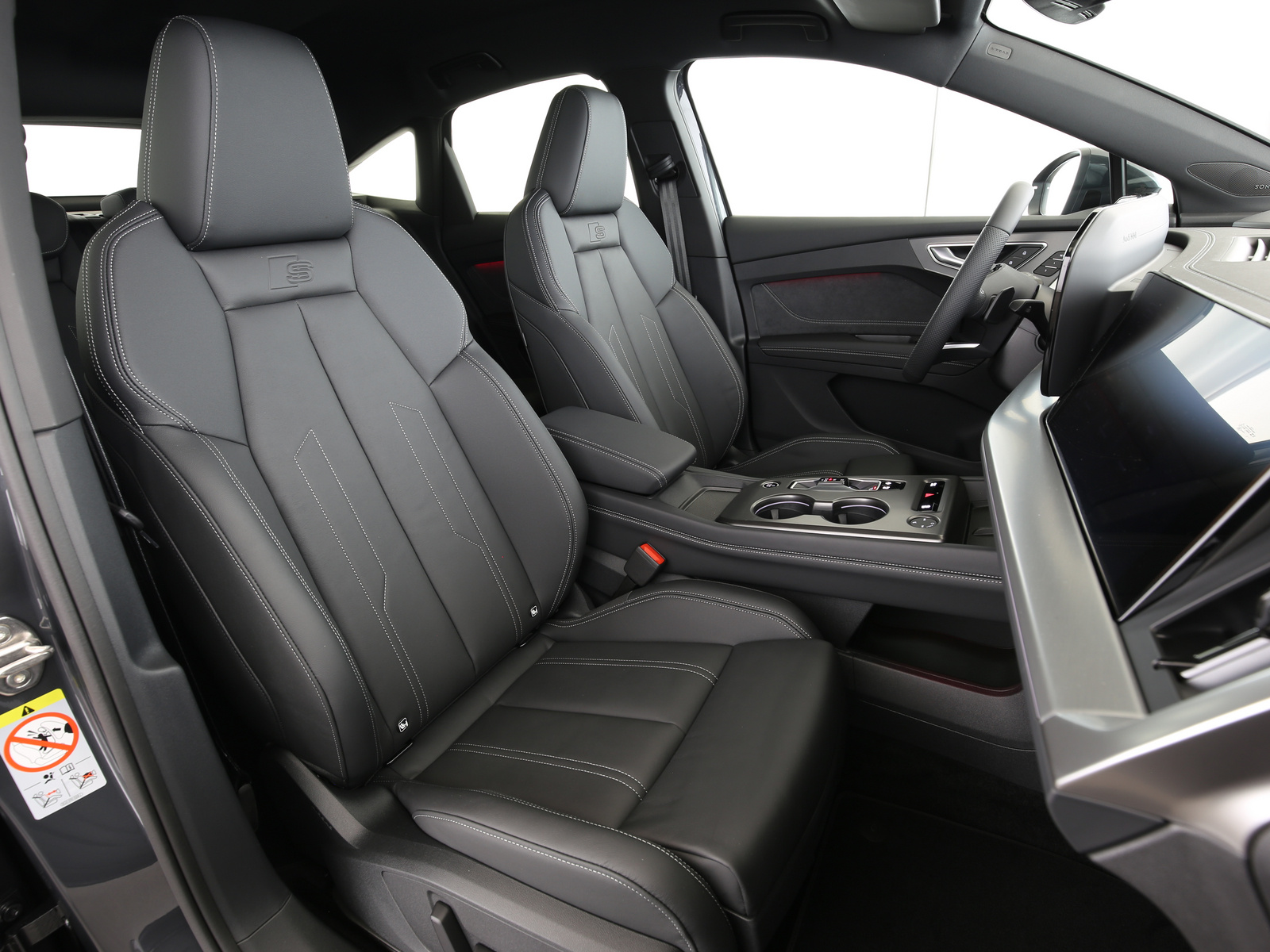 Audi Q4 e-tron - Bild 23