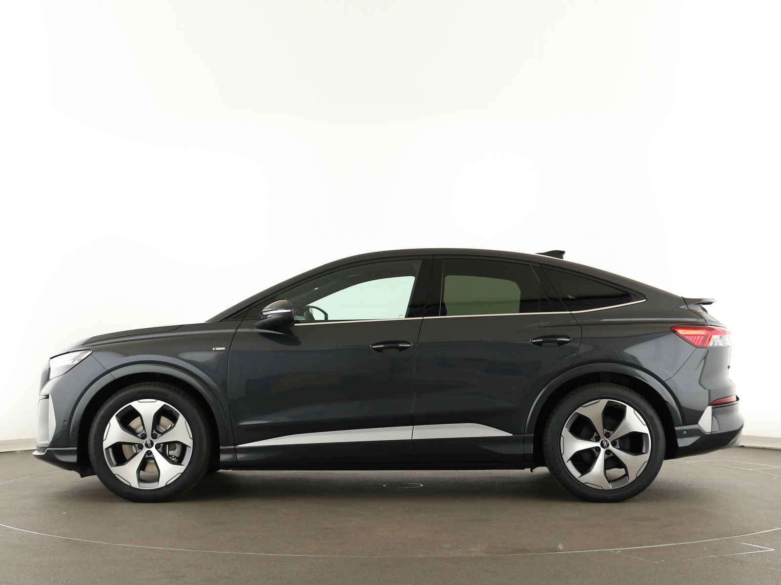Audi Q4 e-tron - Bild 4