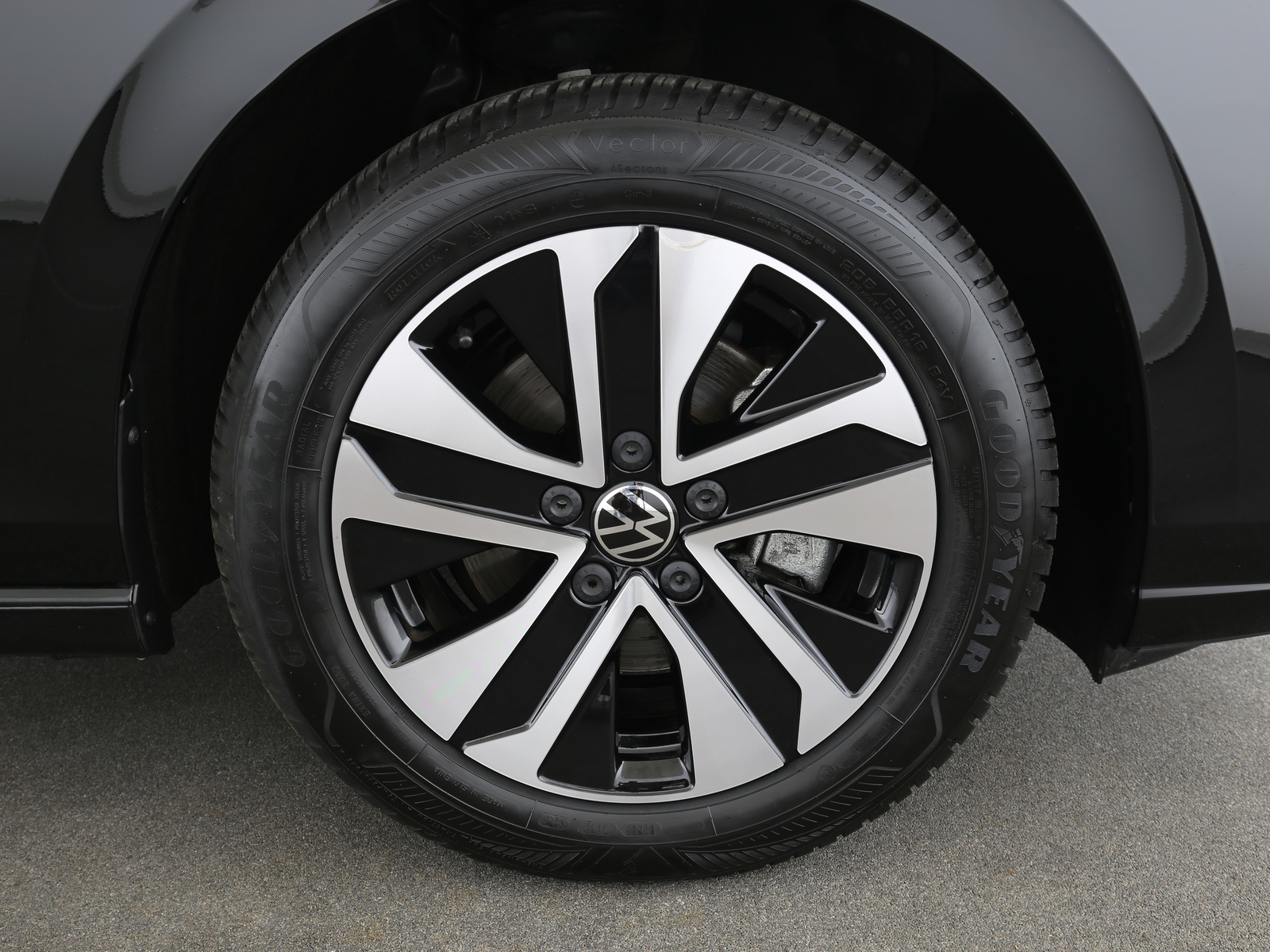 VW Golf VIII - Bild 23