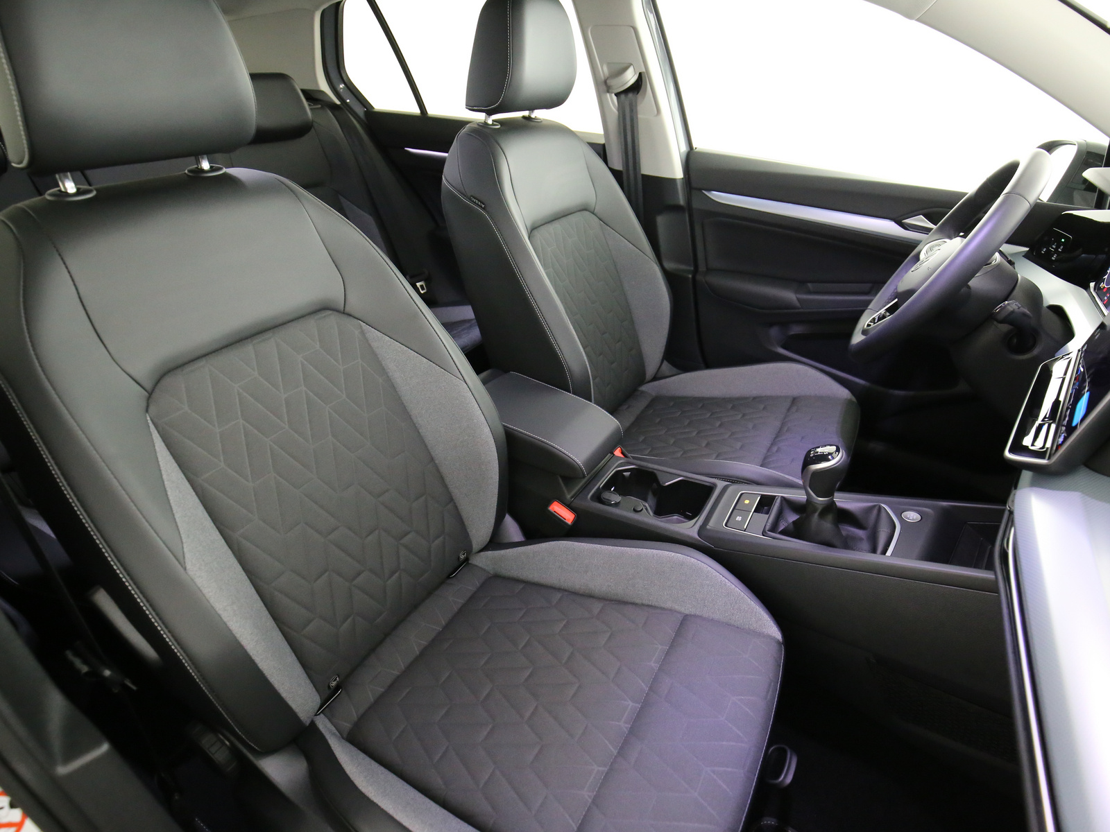 VW Golf VIII - Bild 18