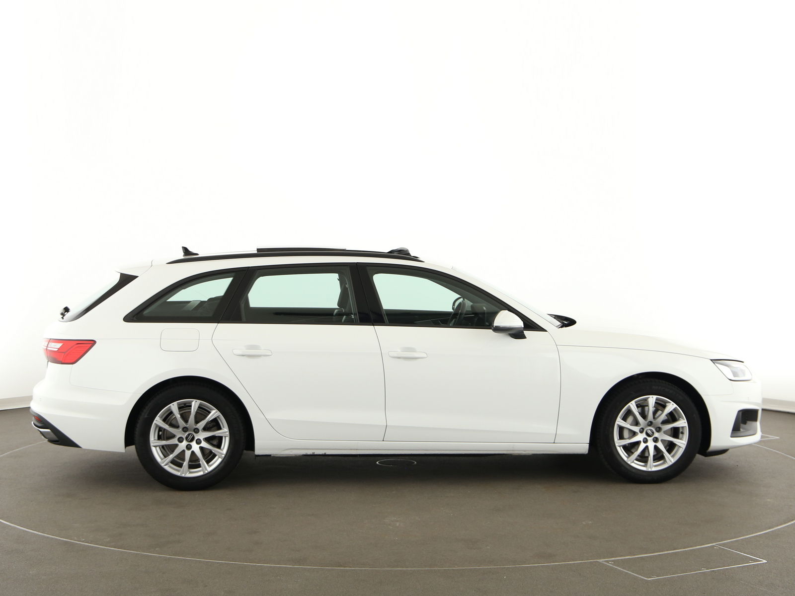 Audi A4 Avant - Bild 8