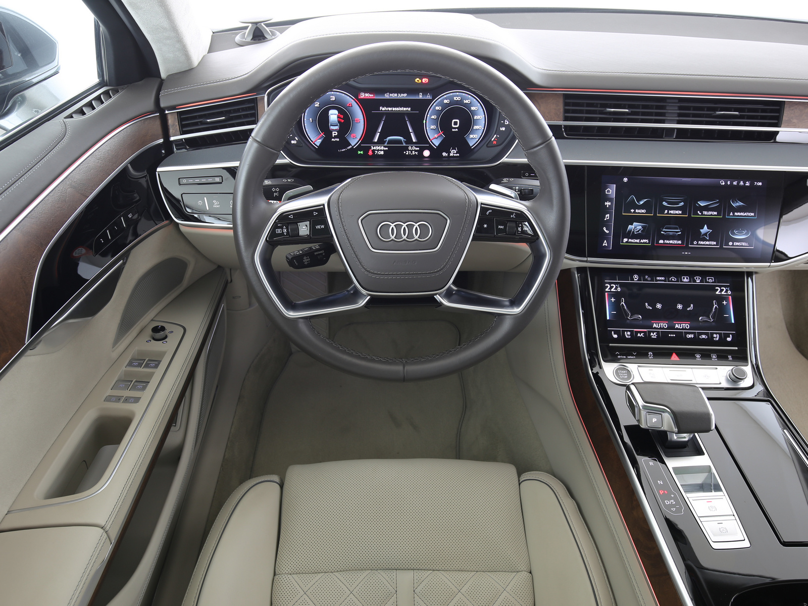 Audi A8 - Bild 10