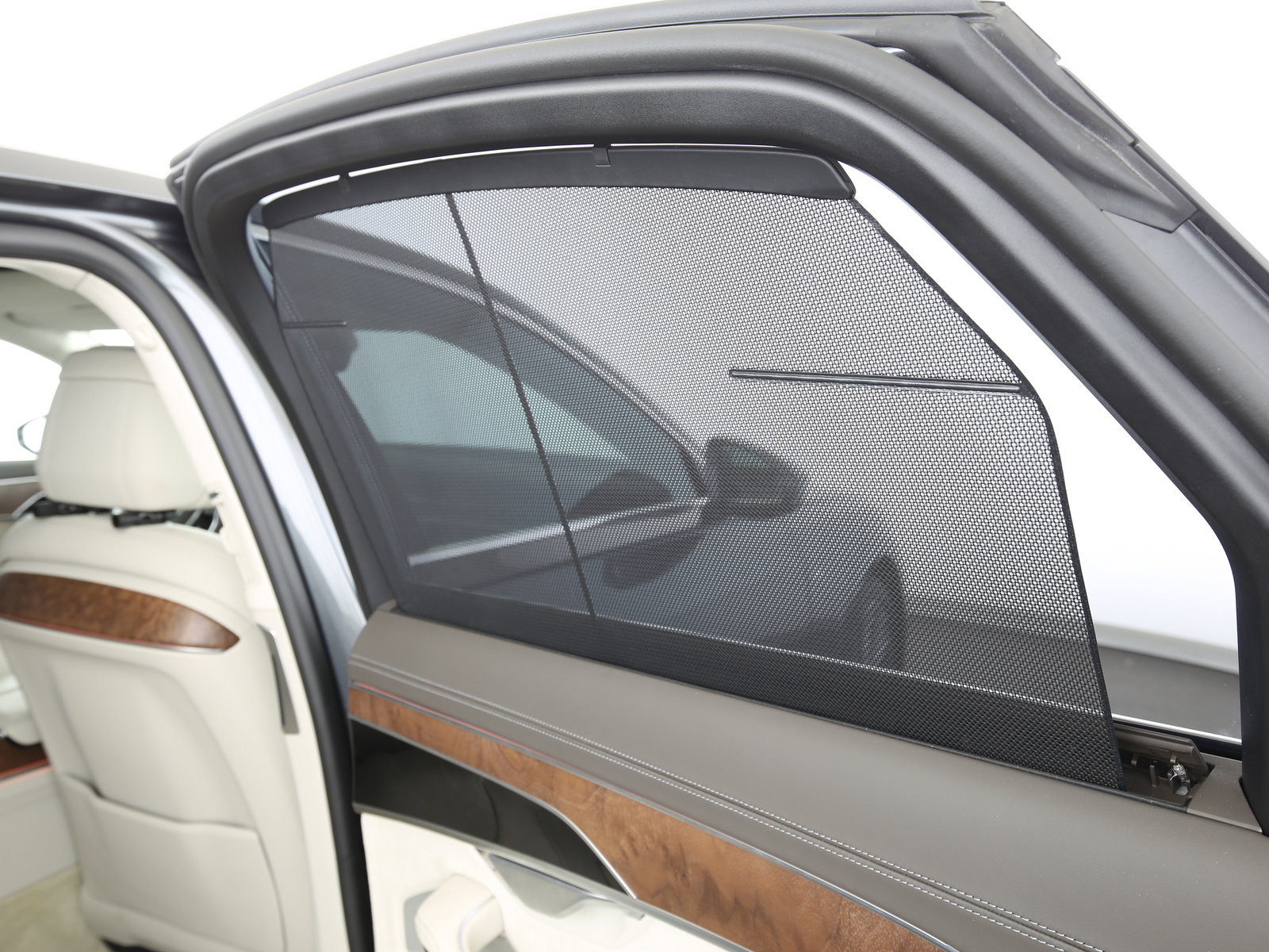 Audi A8 - Bild 24