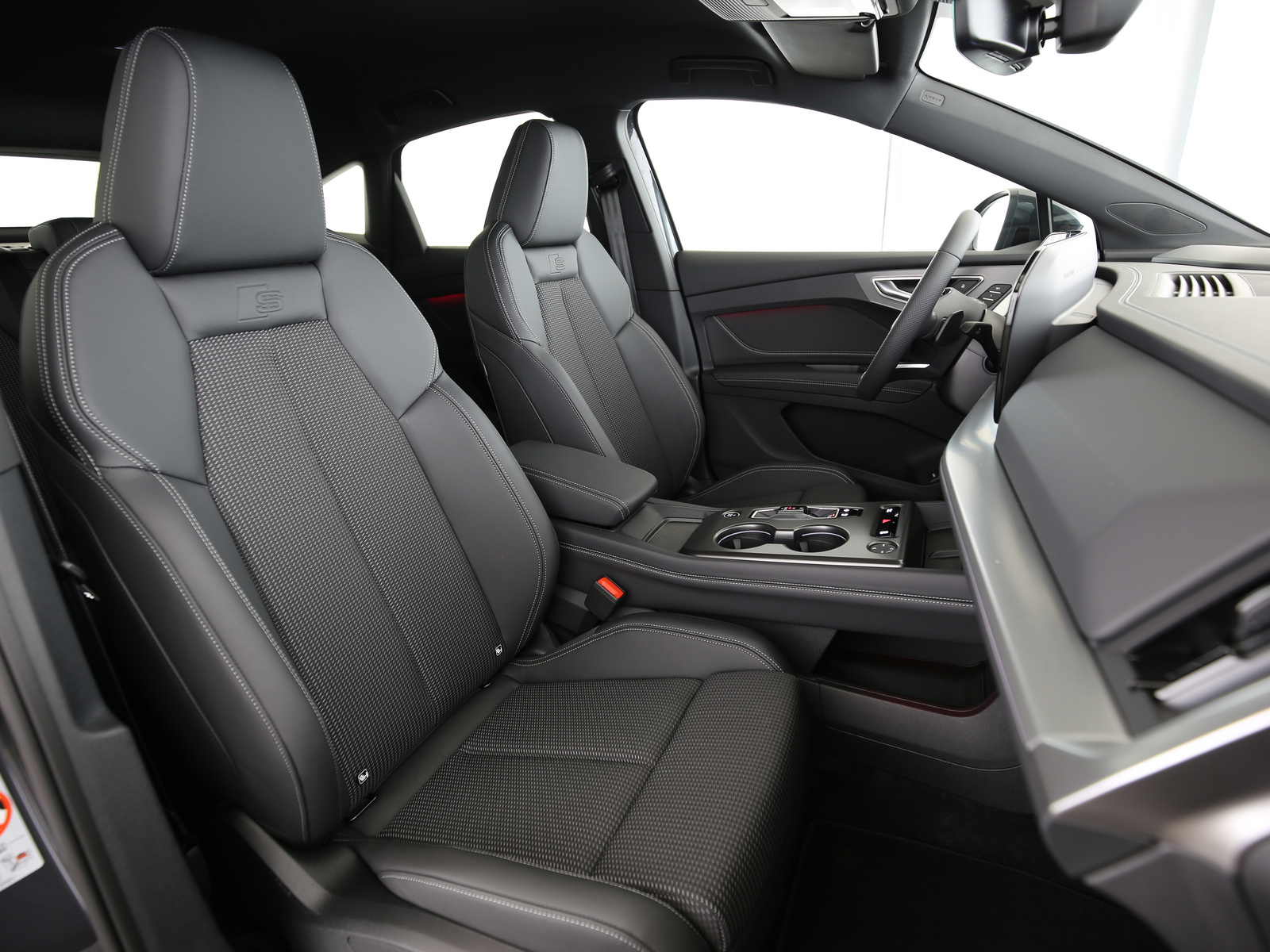 Audi Q4 e-tron - Bild 23