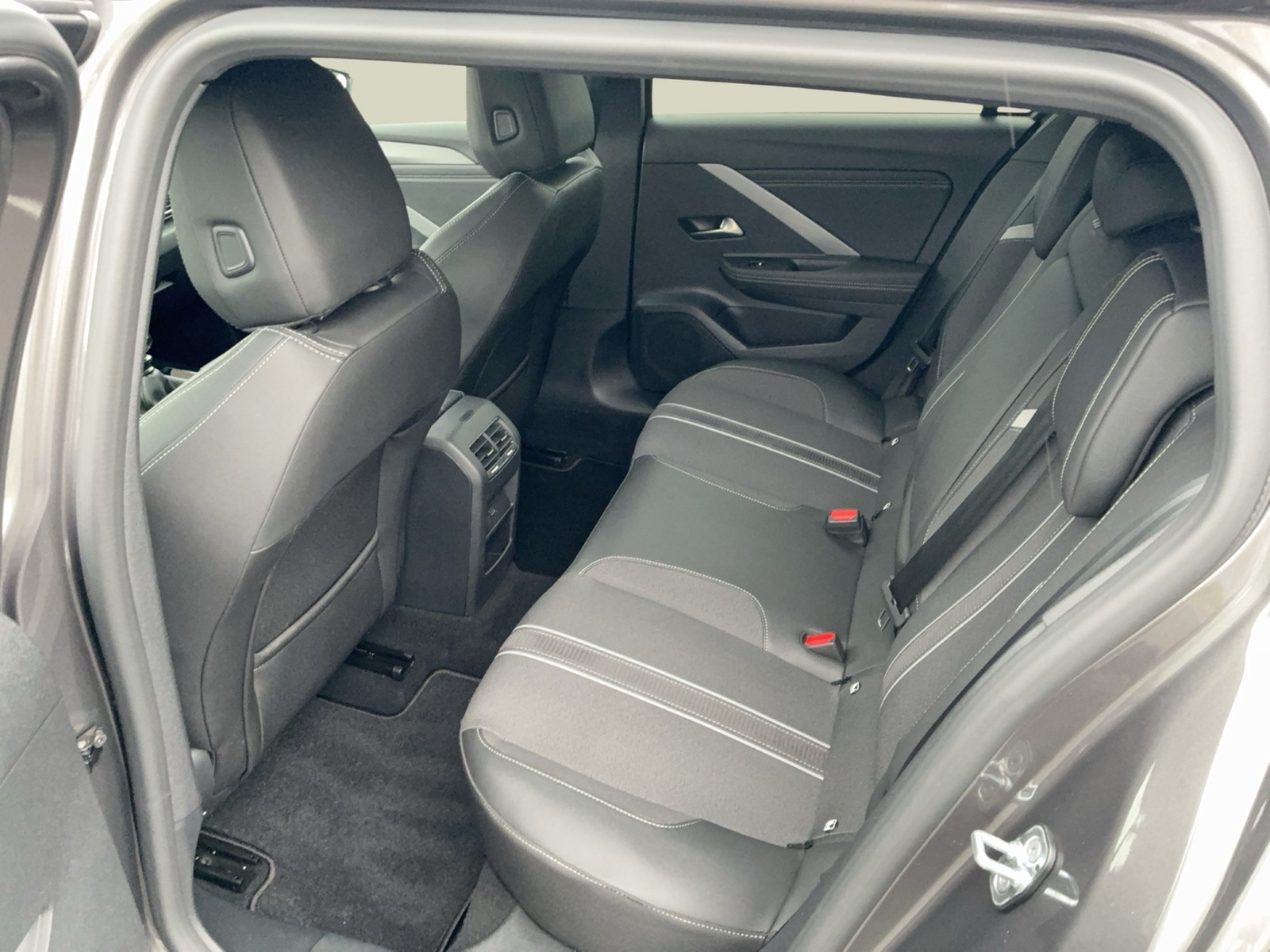 Opel Astra - Bild 12