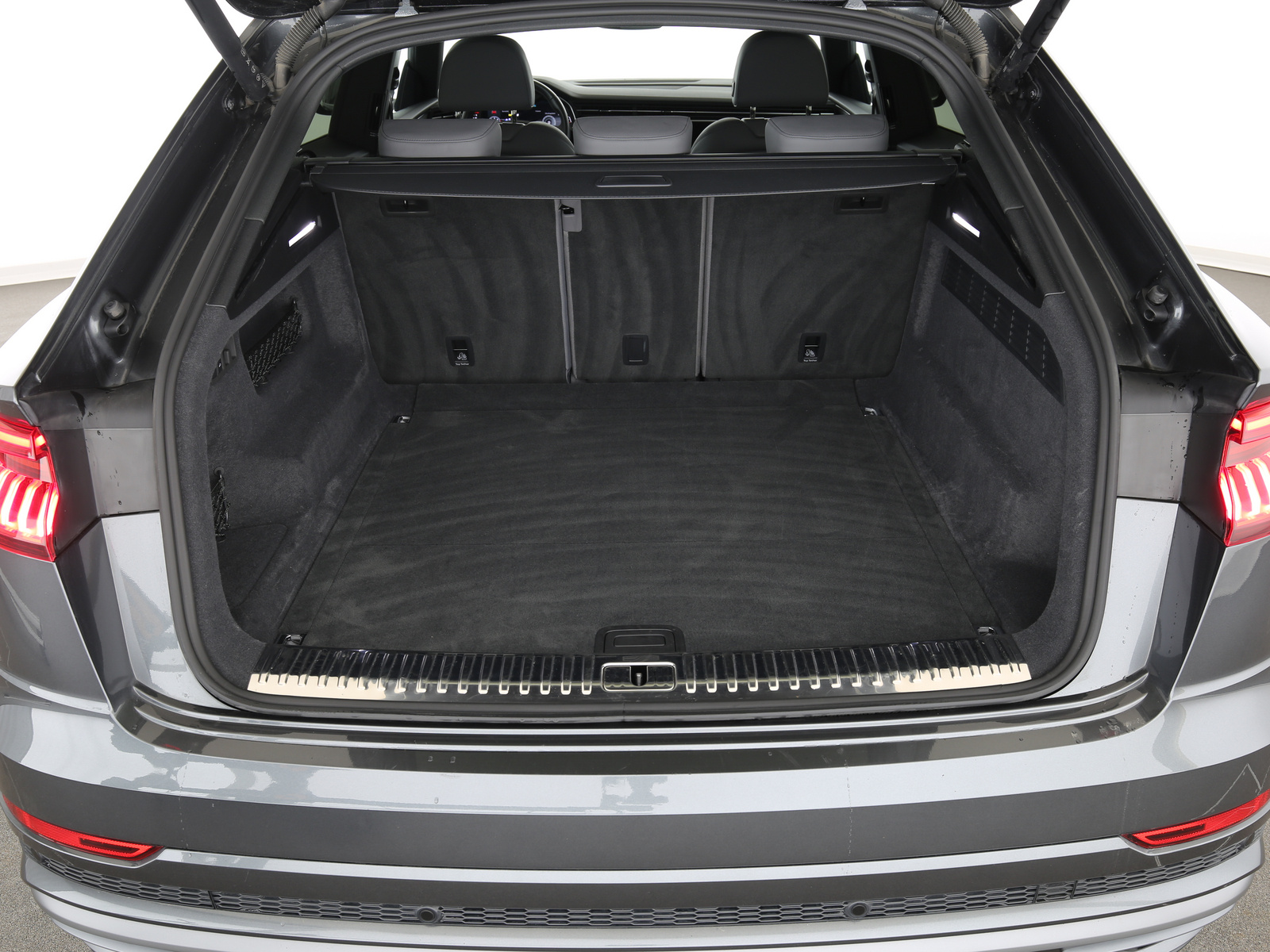 Audi Q8 - Bild 25