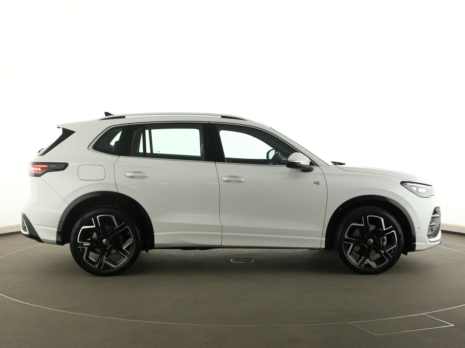 VW Tiguan - Bild 12