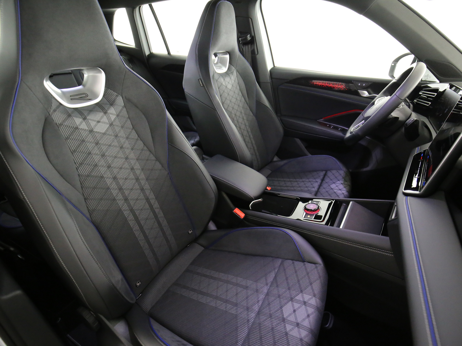 VW Tiguan - Bild 18
