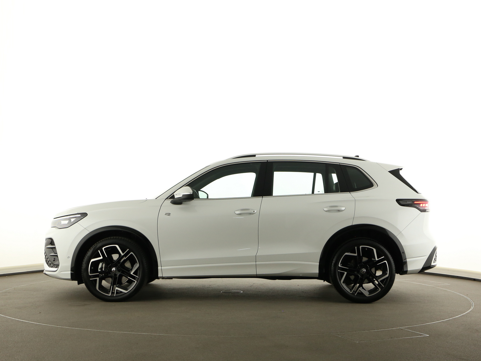 VW Tiguan - Bild 8