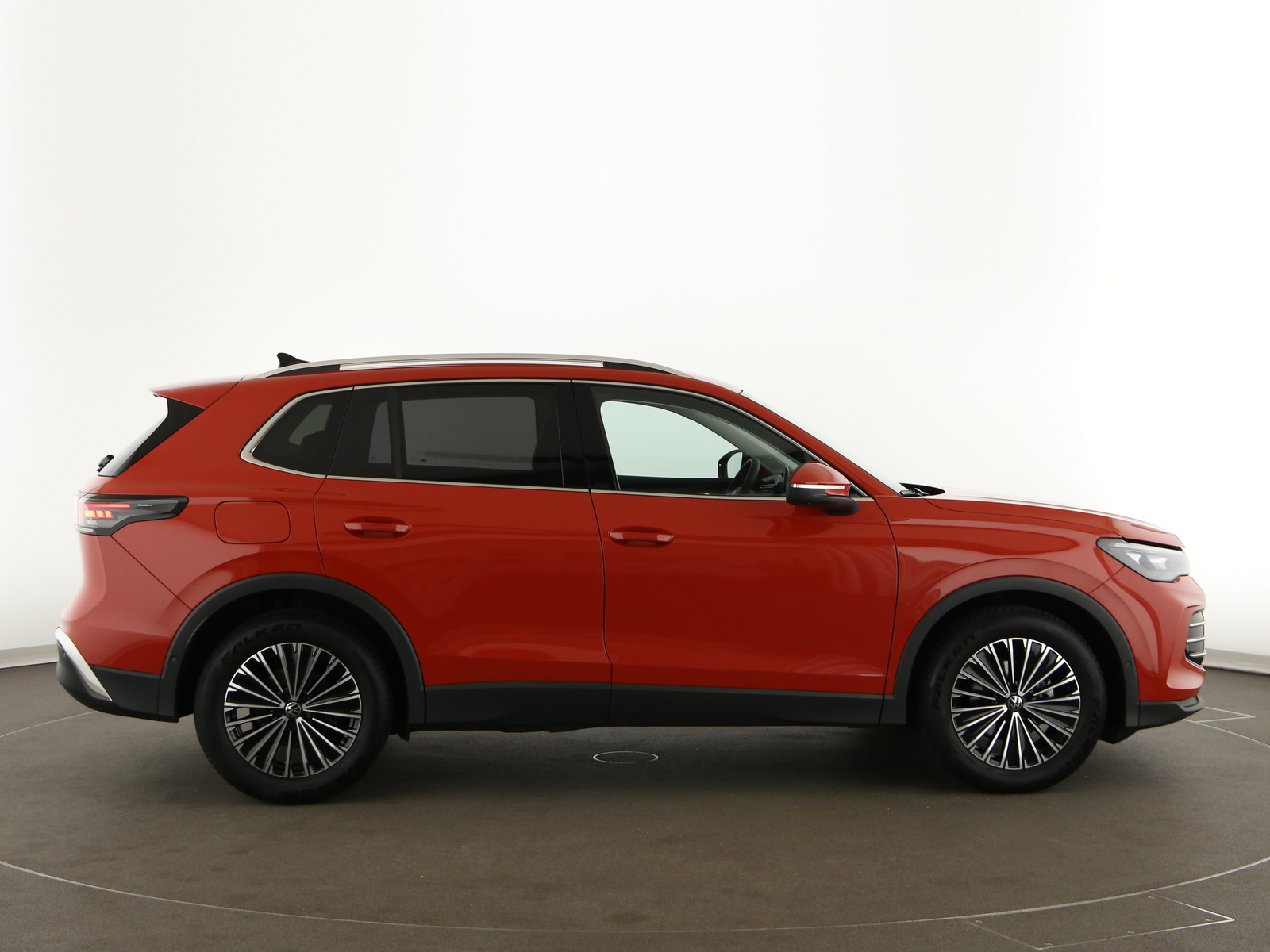 VW Tiguan - Bild 8