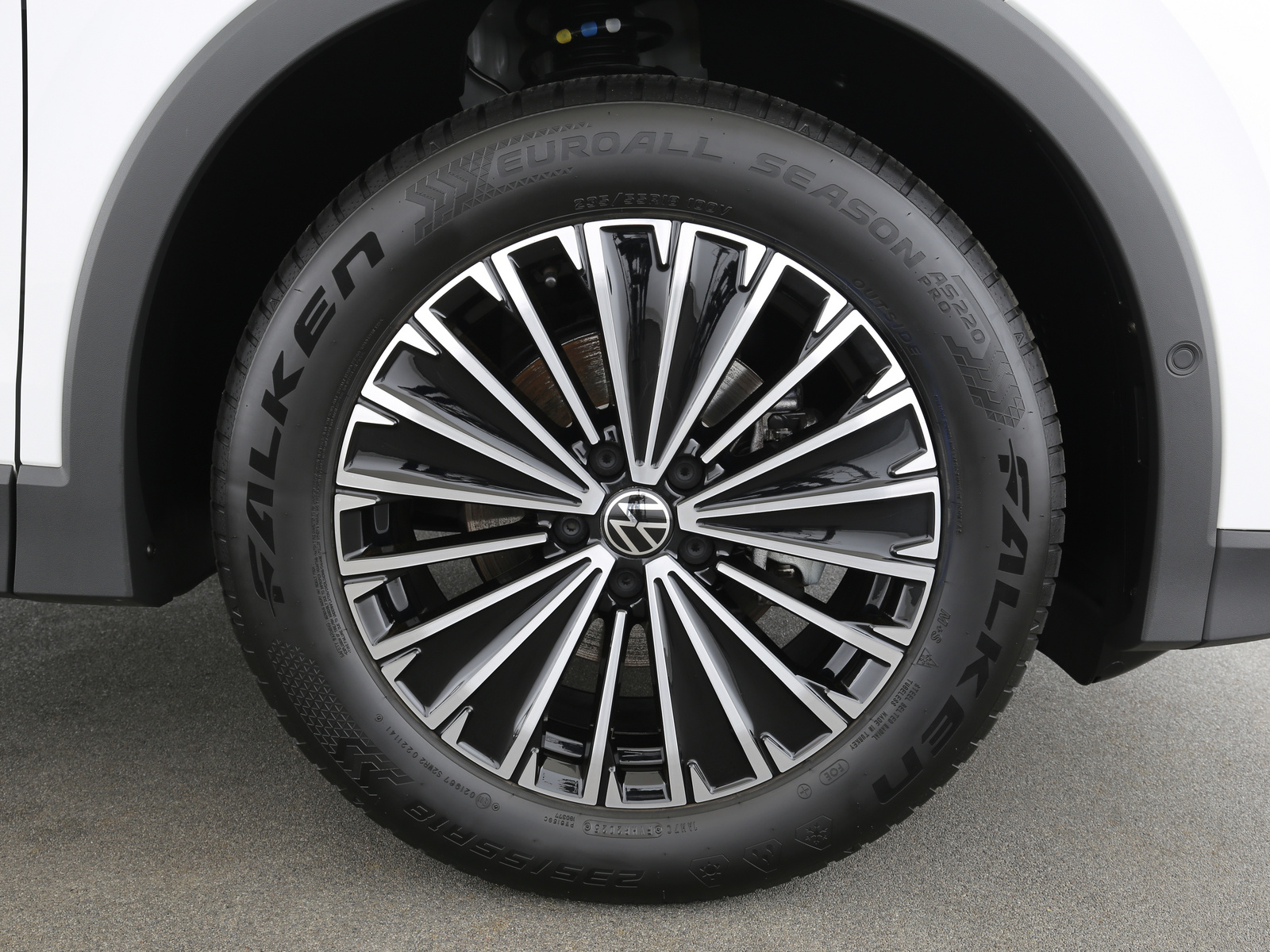 VW Tiguan - Bild 23
