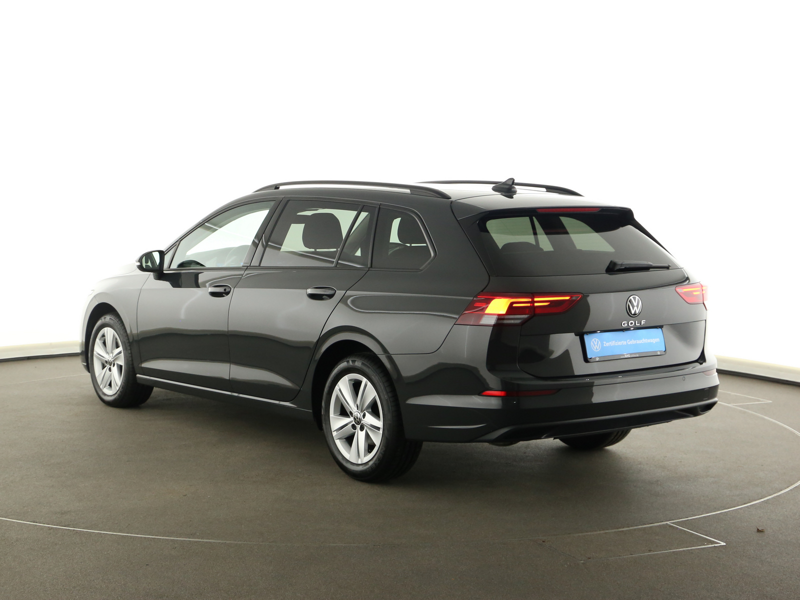 VW Golf VIII Variant - Bild 5