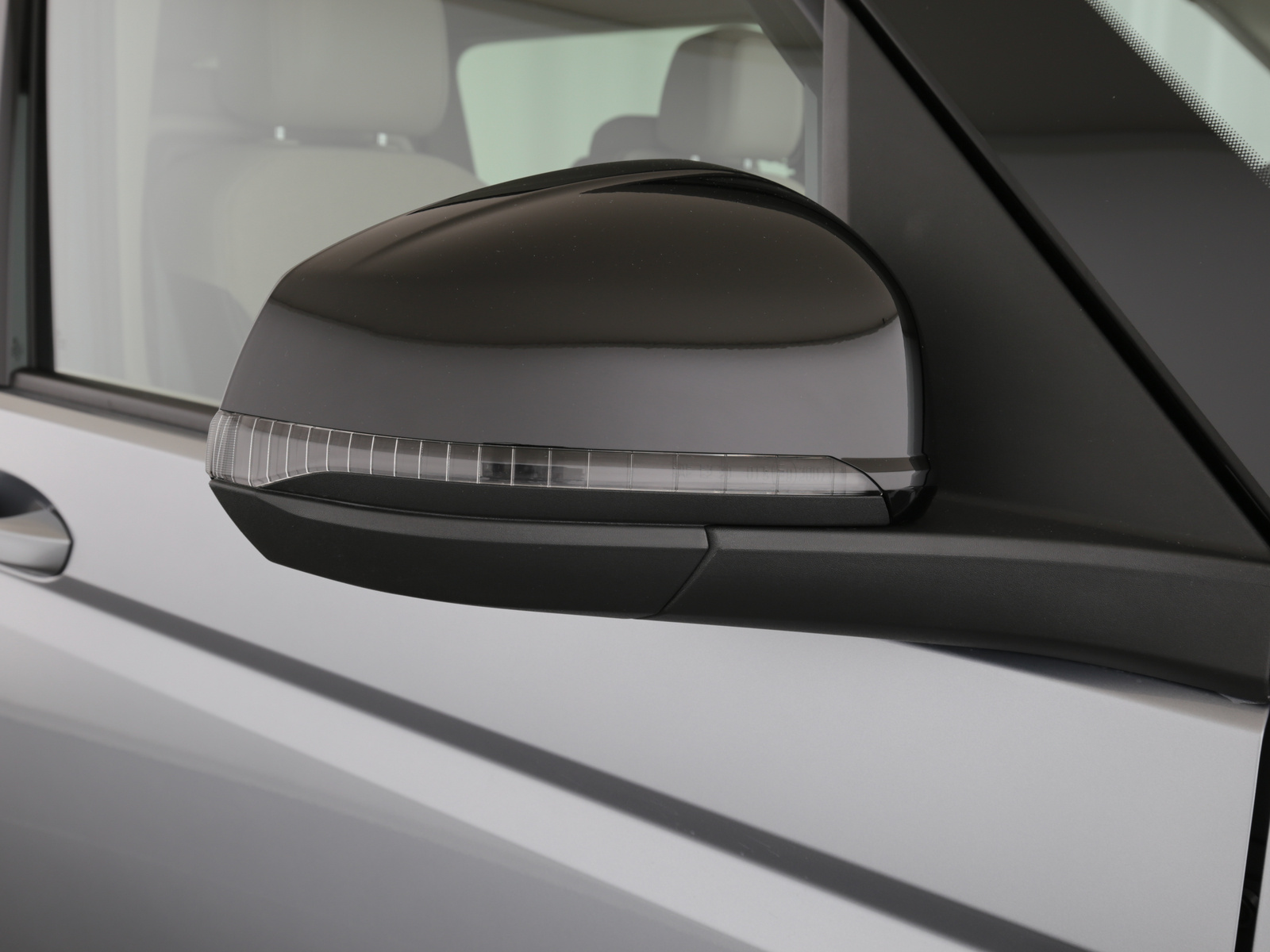 VW Multivan - Bild 20