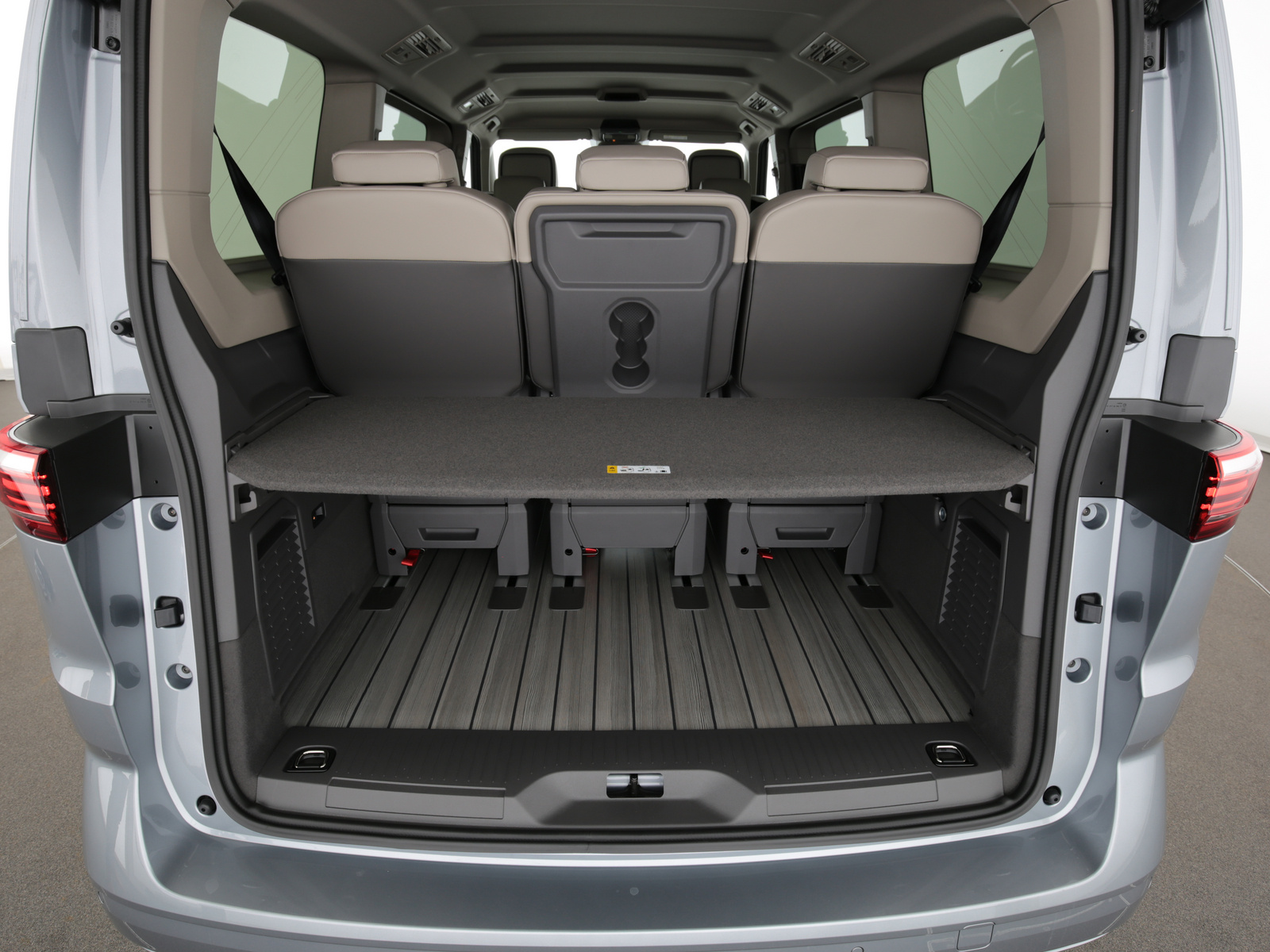 VW Multivan - Bild 25