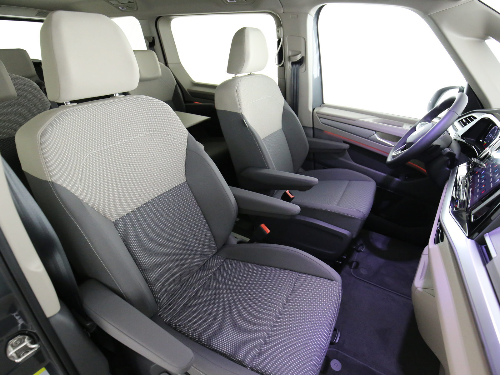 VW Multivan - Bild 14