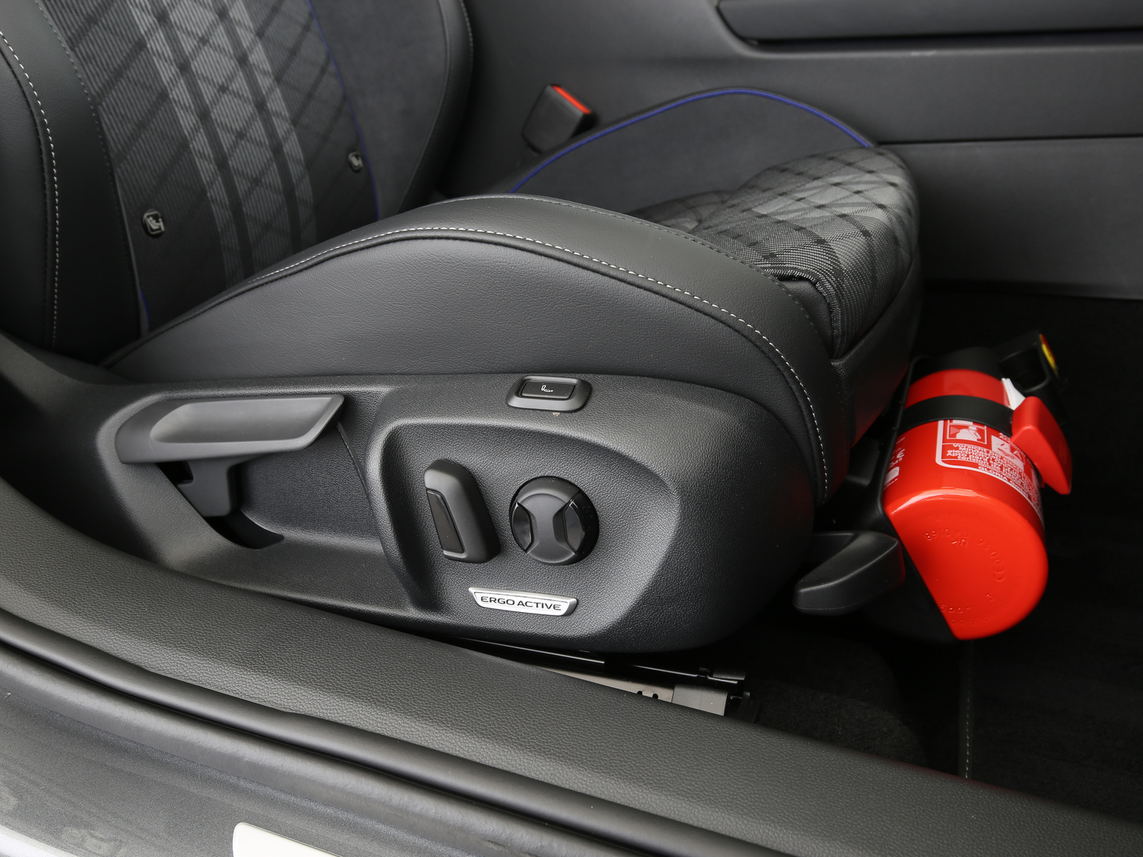 VW Passat Variant - Bild 16