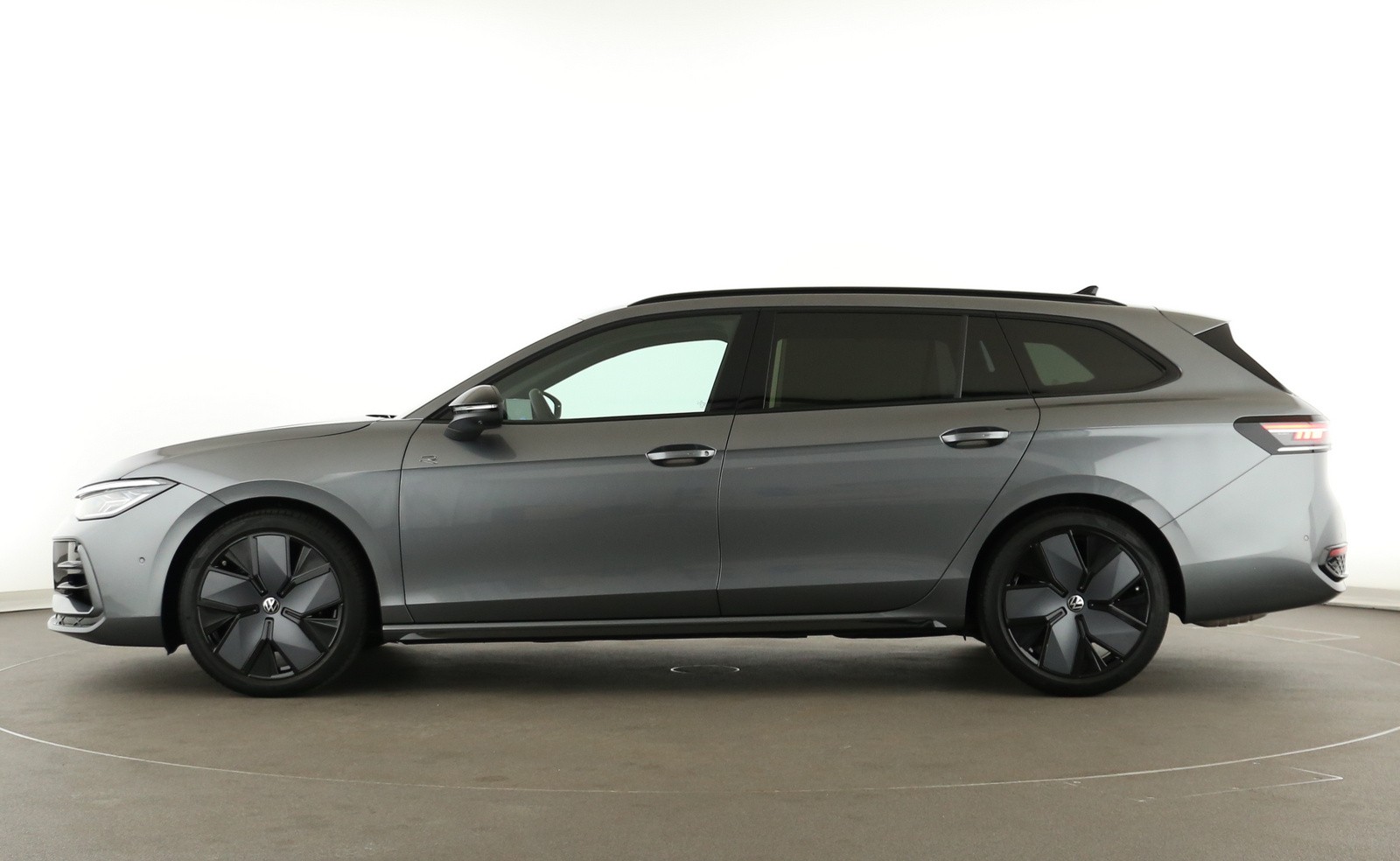 VW Passat Variant - Bild 4