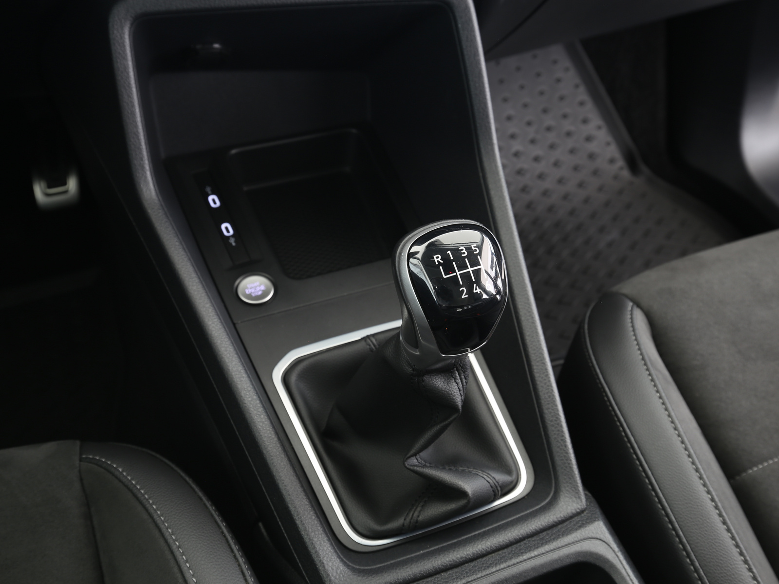 VW Caddy Life - Bild 16