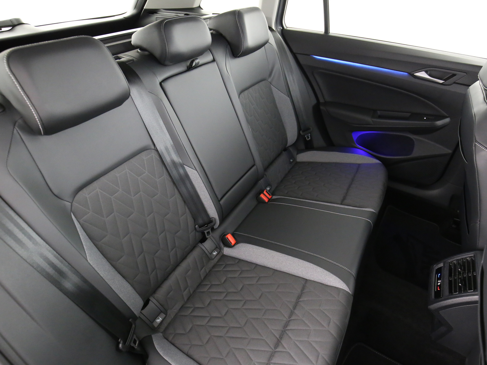 VW Golf VIII Variant - Bild 15