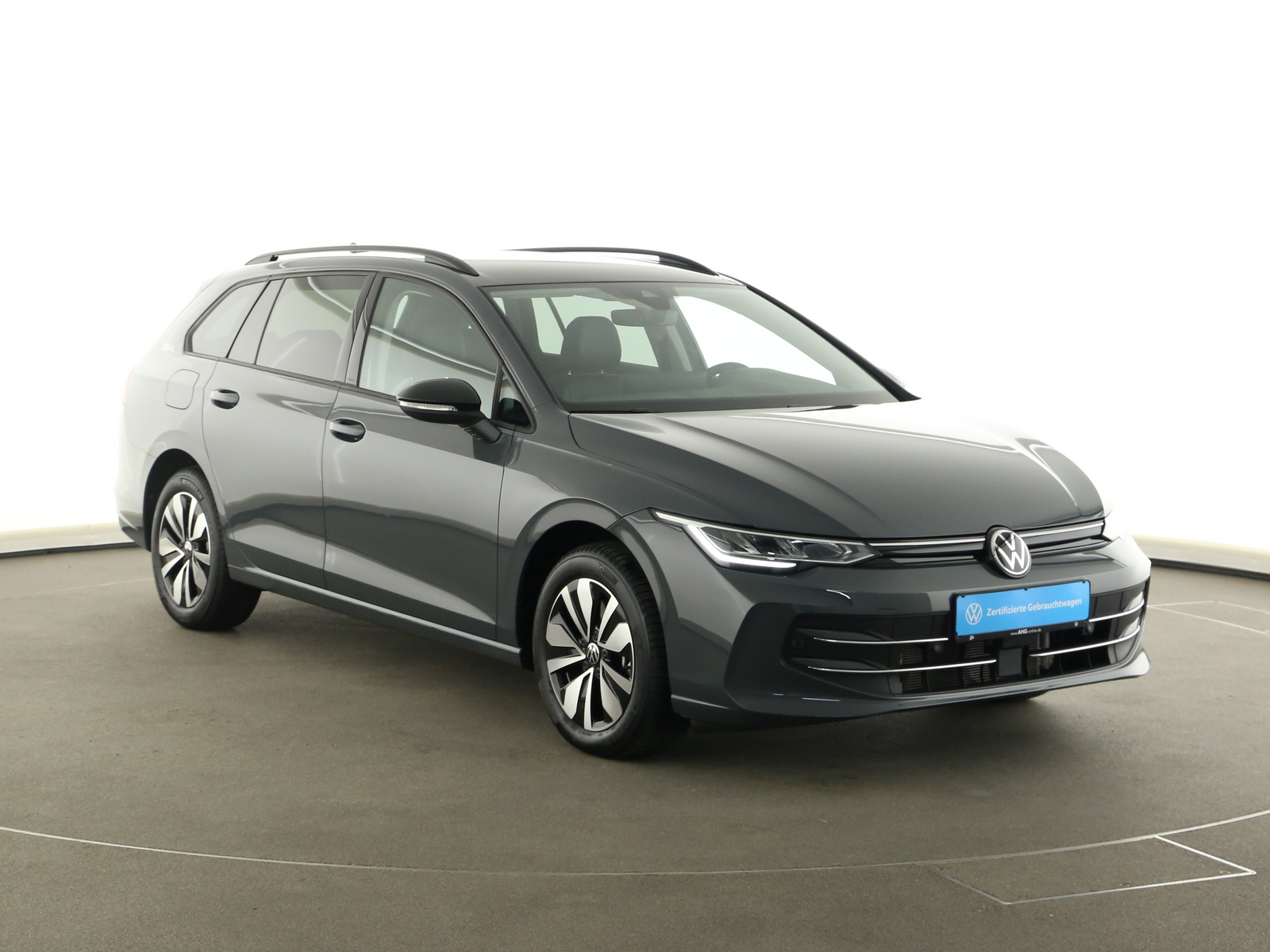 VW Golf VIII Variant - Bild 9