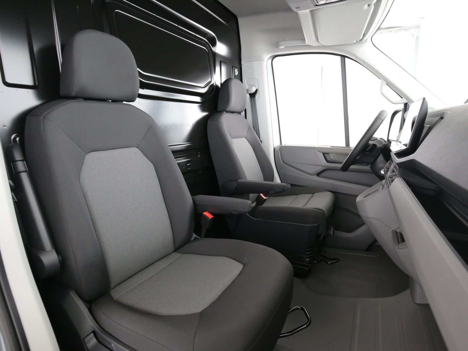 VW Crafter Kasten - Bild 17