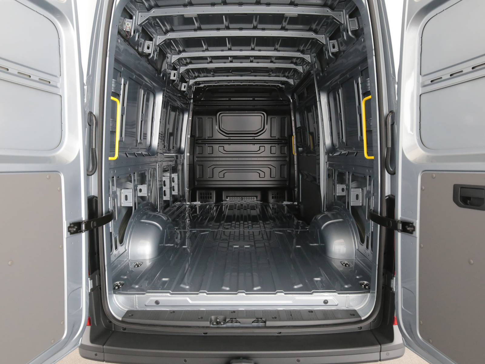 VW Crafter Kasten - Bild 25