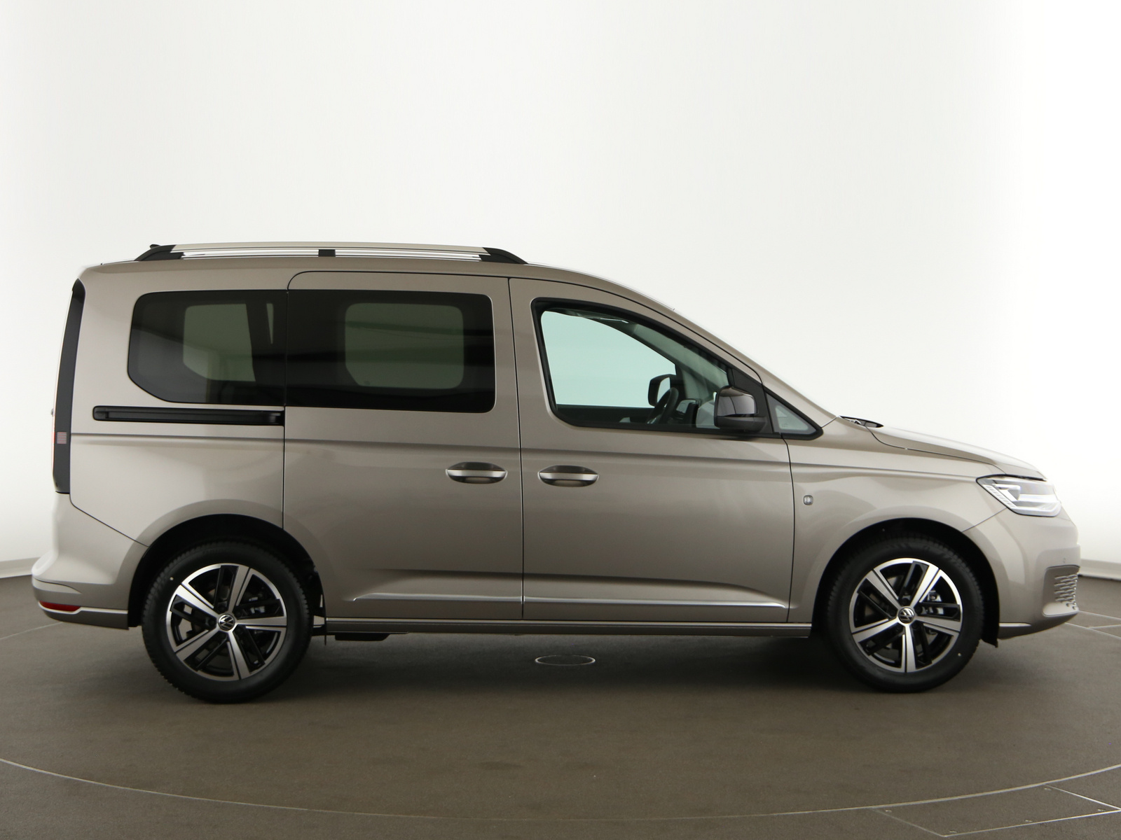 VW Caddy Life - Bild 8
