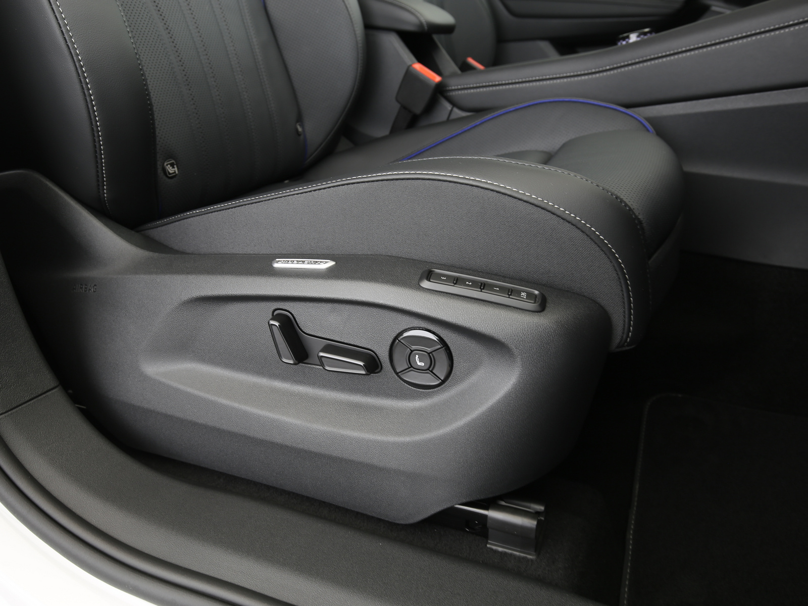 VW Tiguan - Bild 23