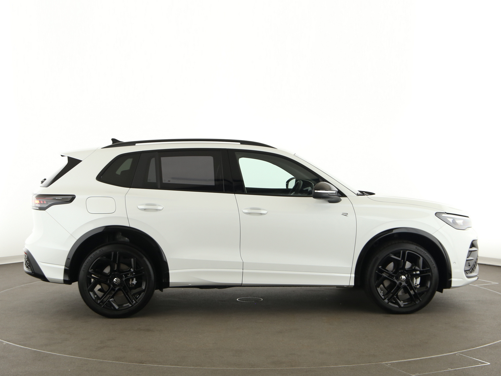VW Tiguan - Bild 8