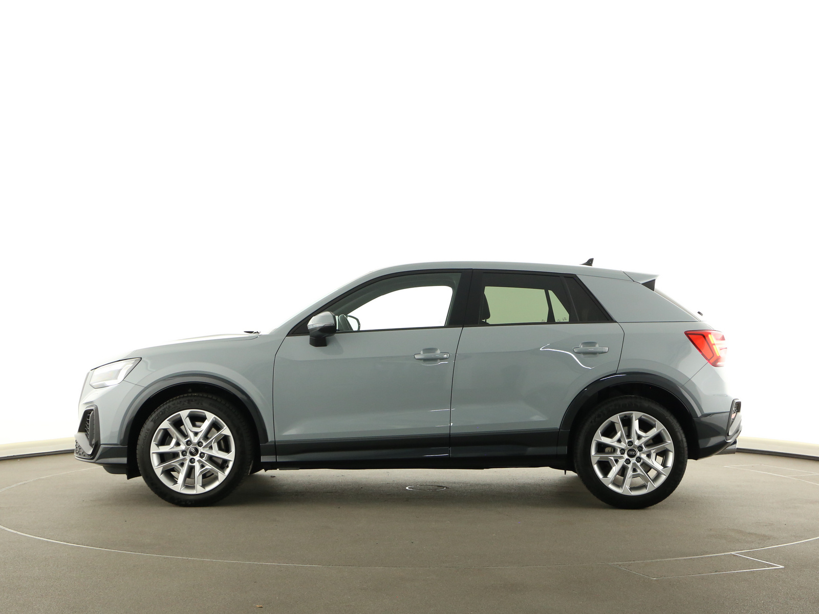 Audi SQ2 - Bild 8