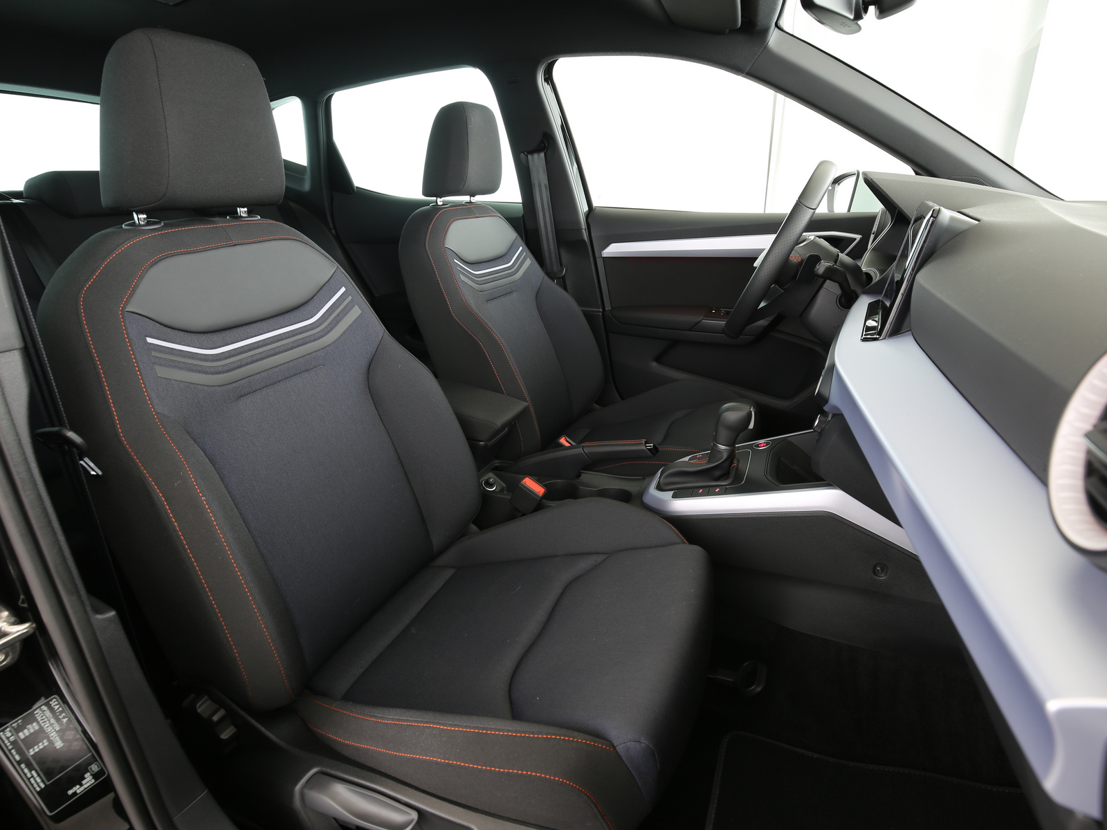 Seat Arona - Bild 20