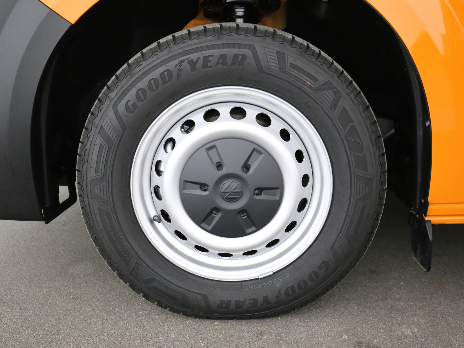 VW T7 Commerce - Bild 19