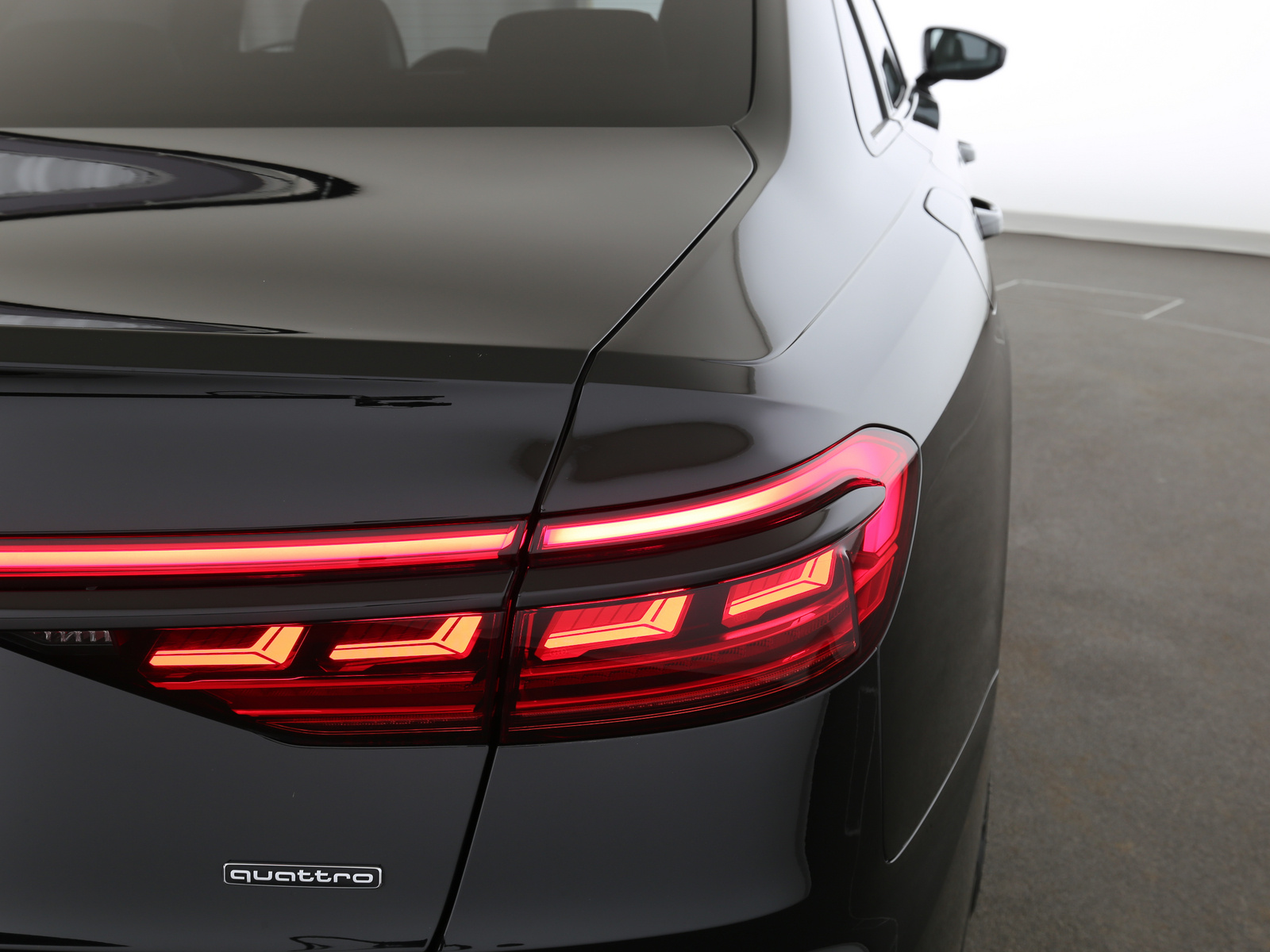 Audi A8 - Bild 23