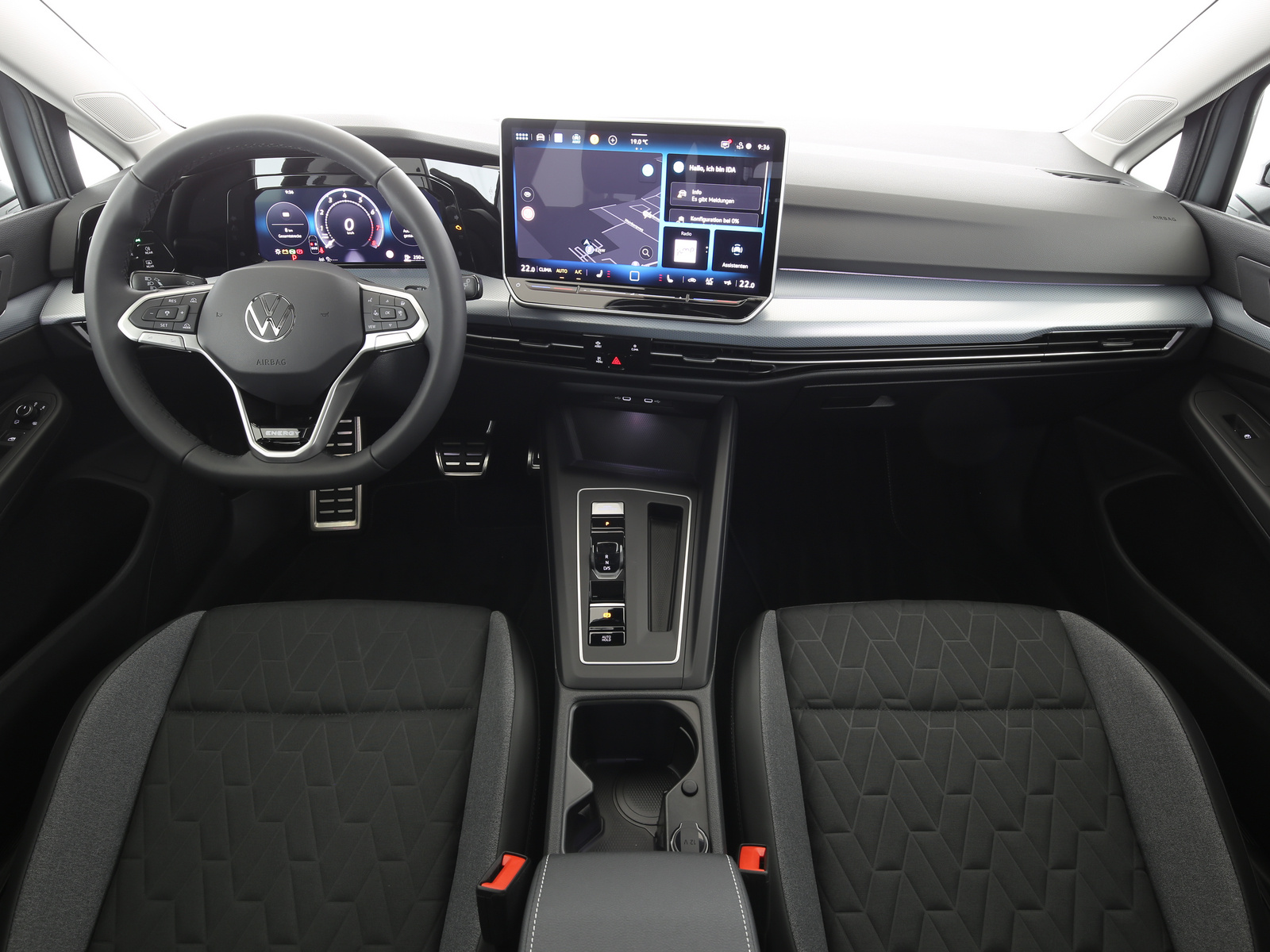 VW Golf VIII Variant - Bild 11