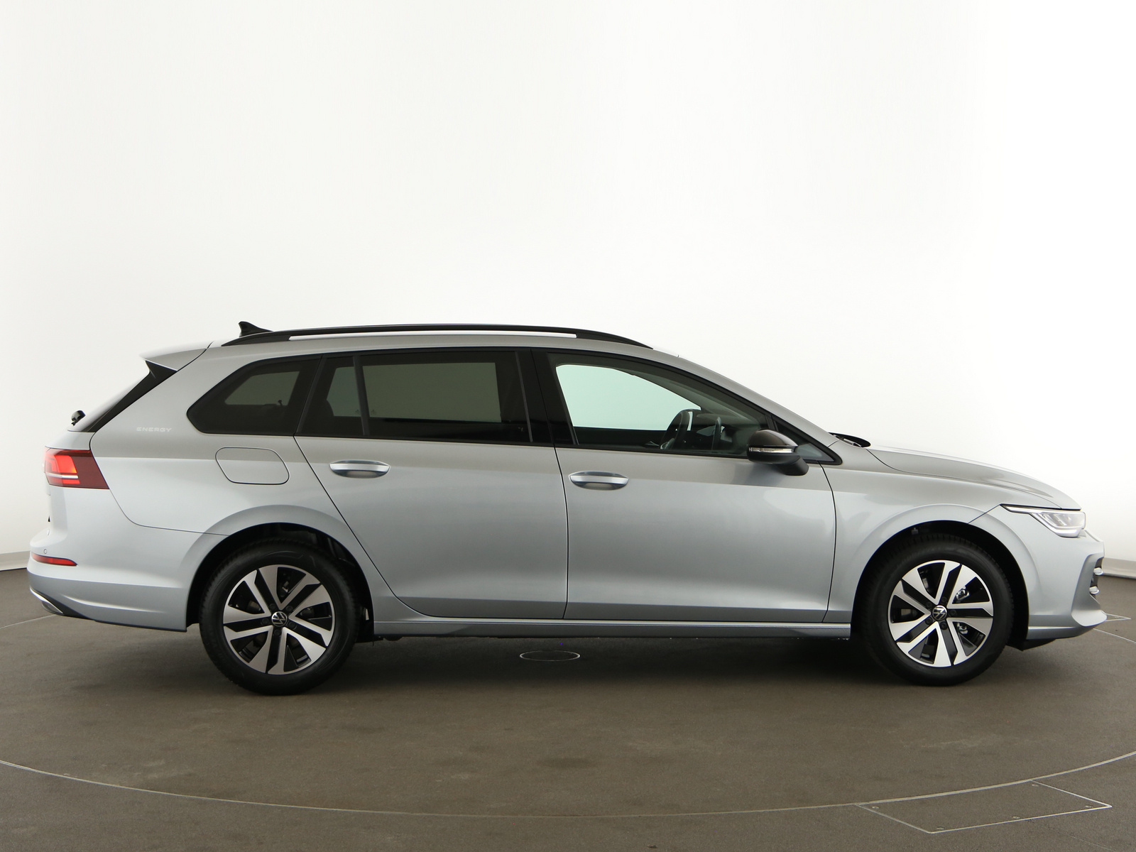 VW Golf VIII Variant - Bild 8