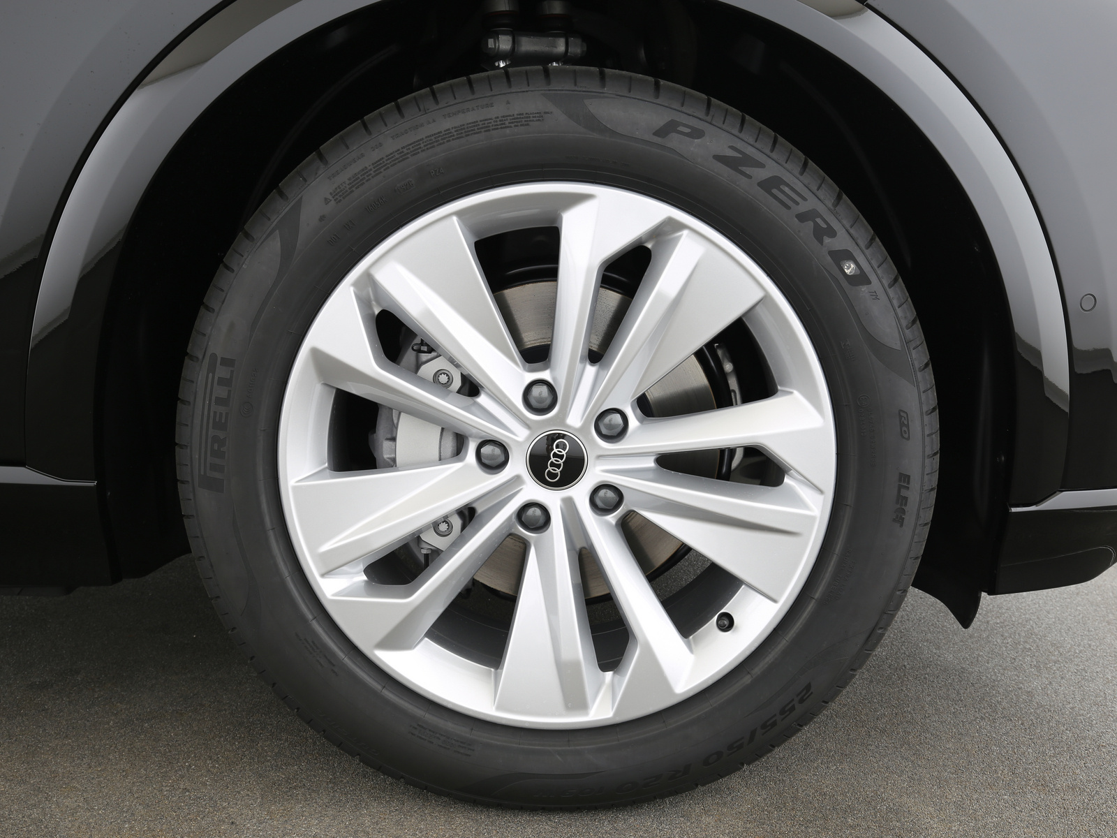Audi Q6 e-tron - Bild 25