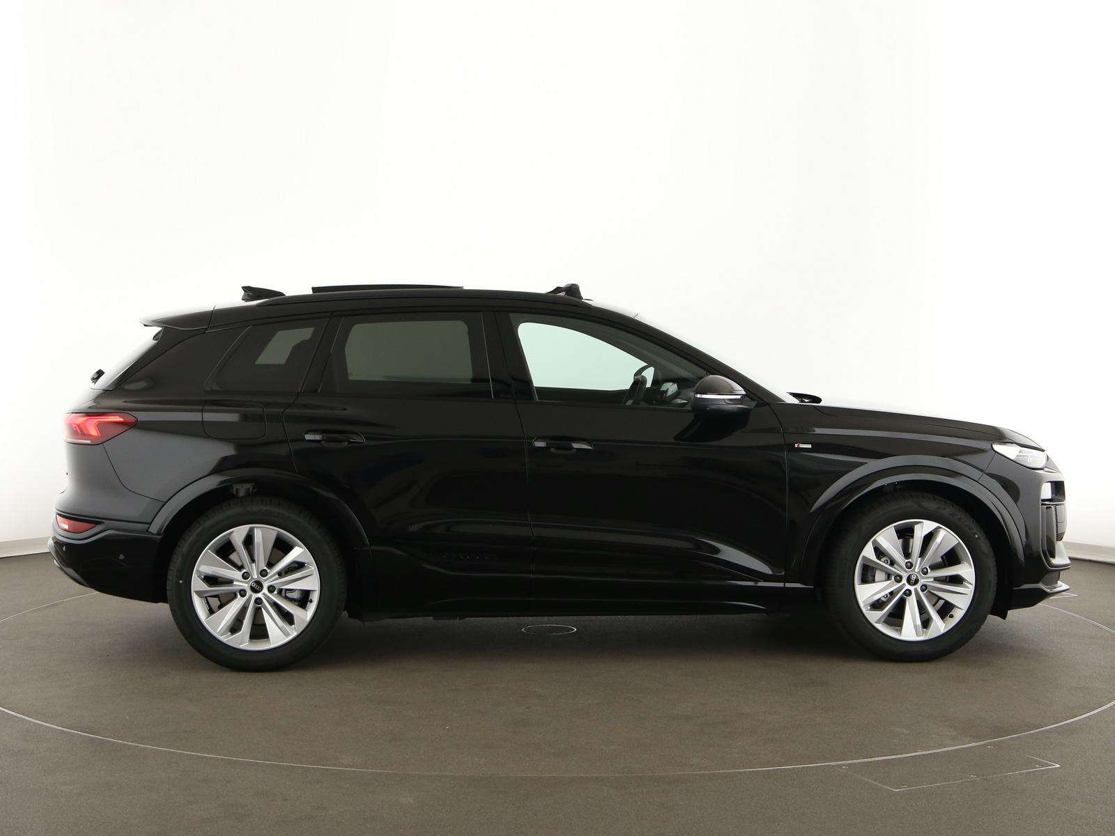 Audi Q6 e-tron - Bild 8
