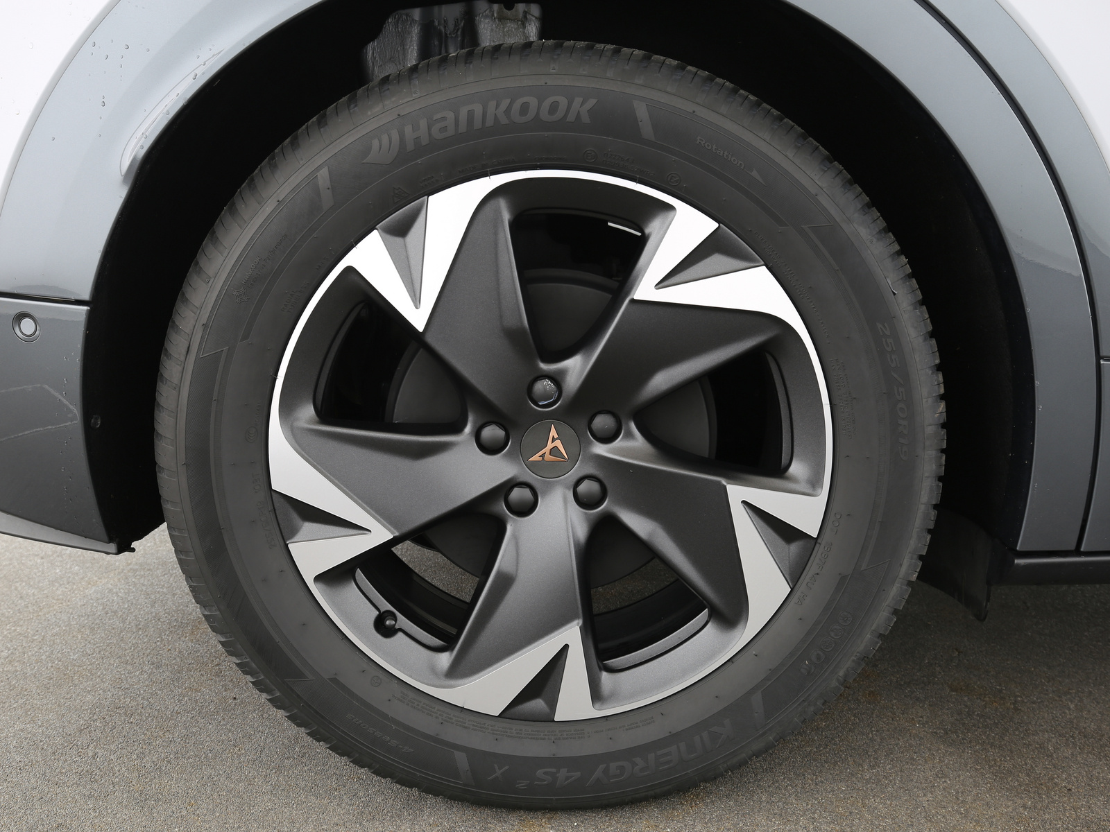 CUPRA Tavascan - Bild 20