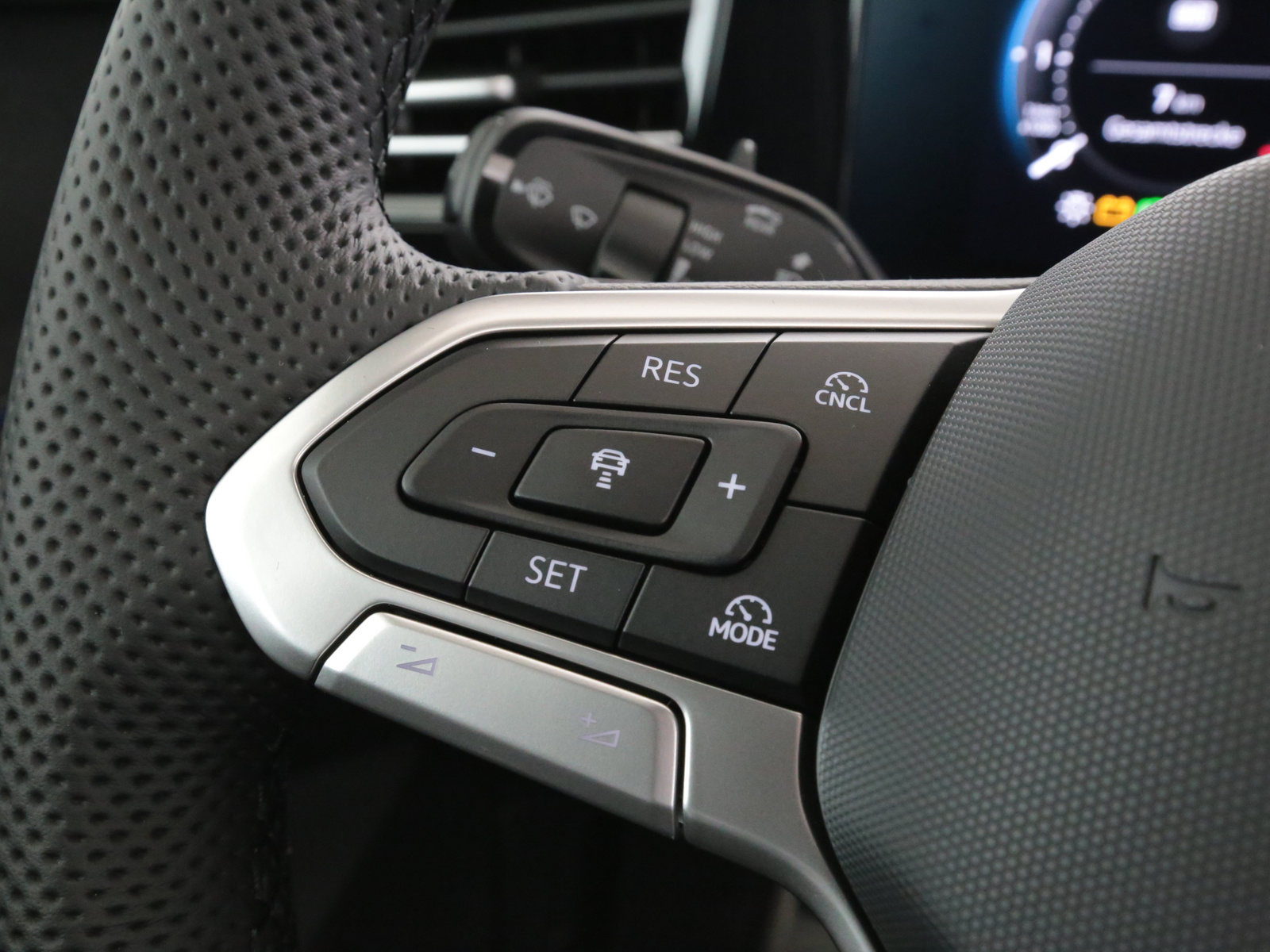 VW Passat Variant - Bild 14