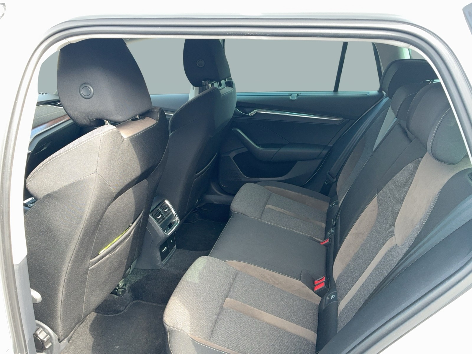Skoda Octavia Combi - Bild 11