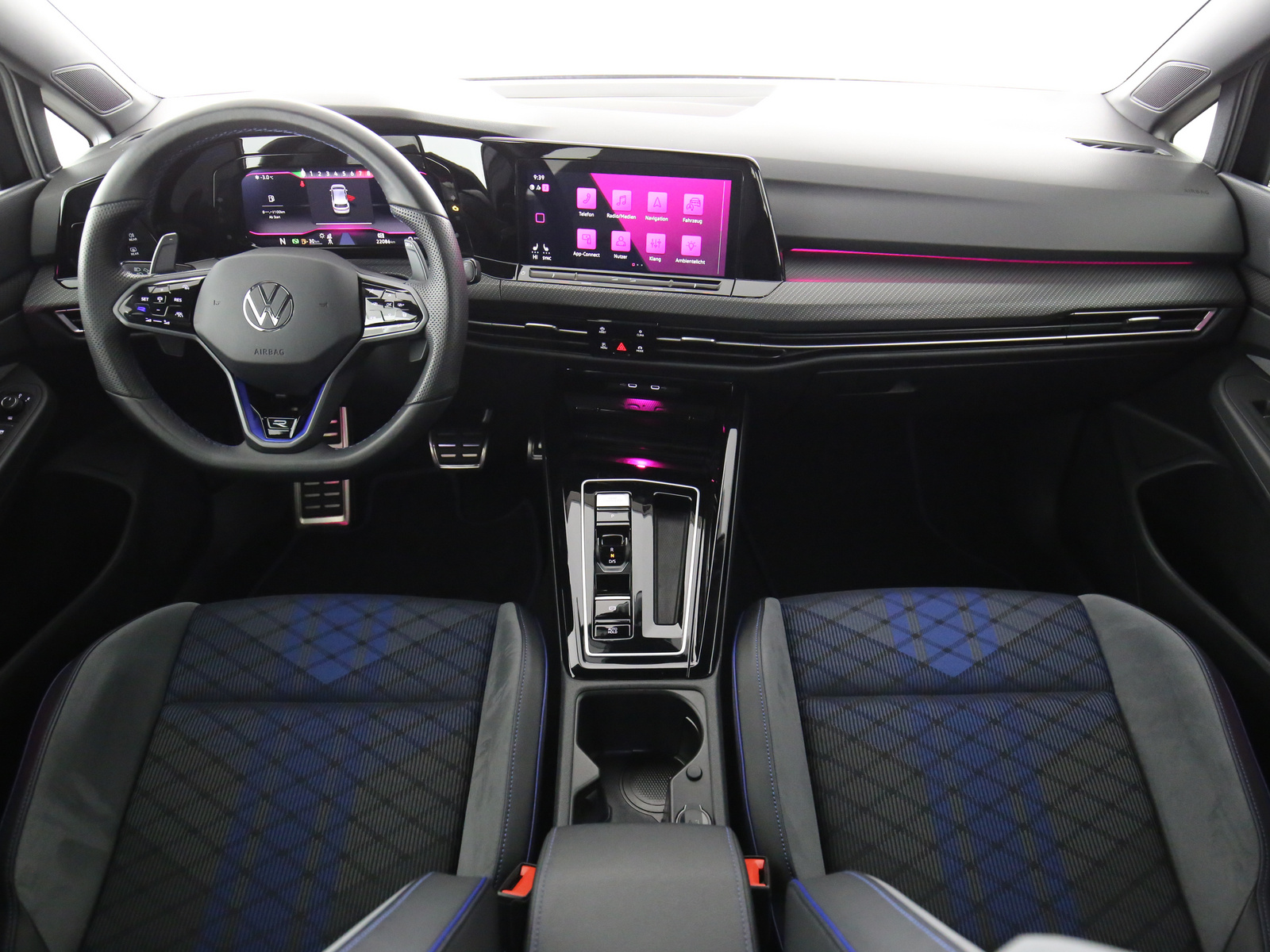 VW Golf VIII - Bild 11