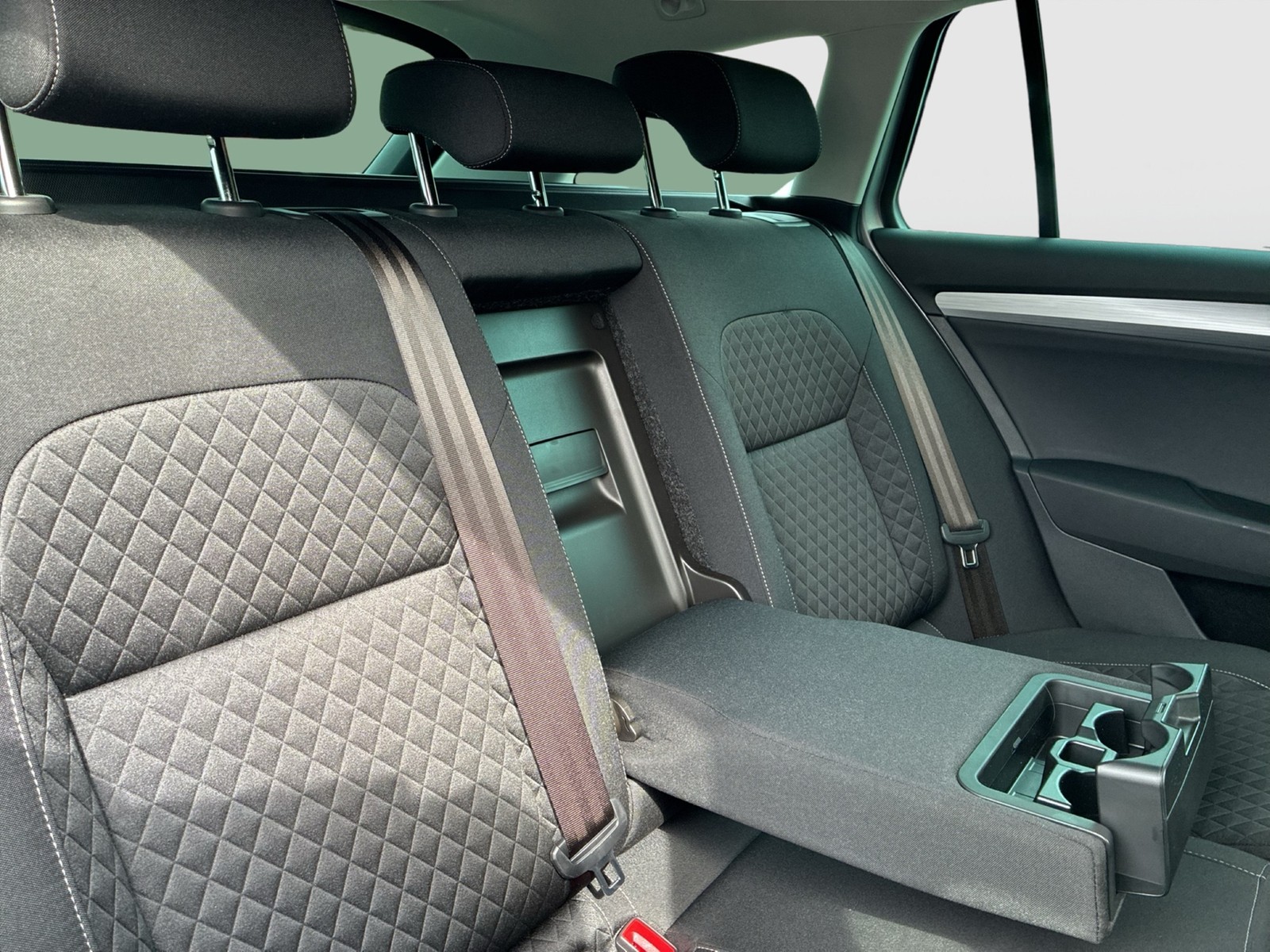 Skoda Superb Combi - Bild 18