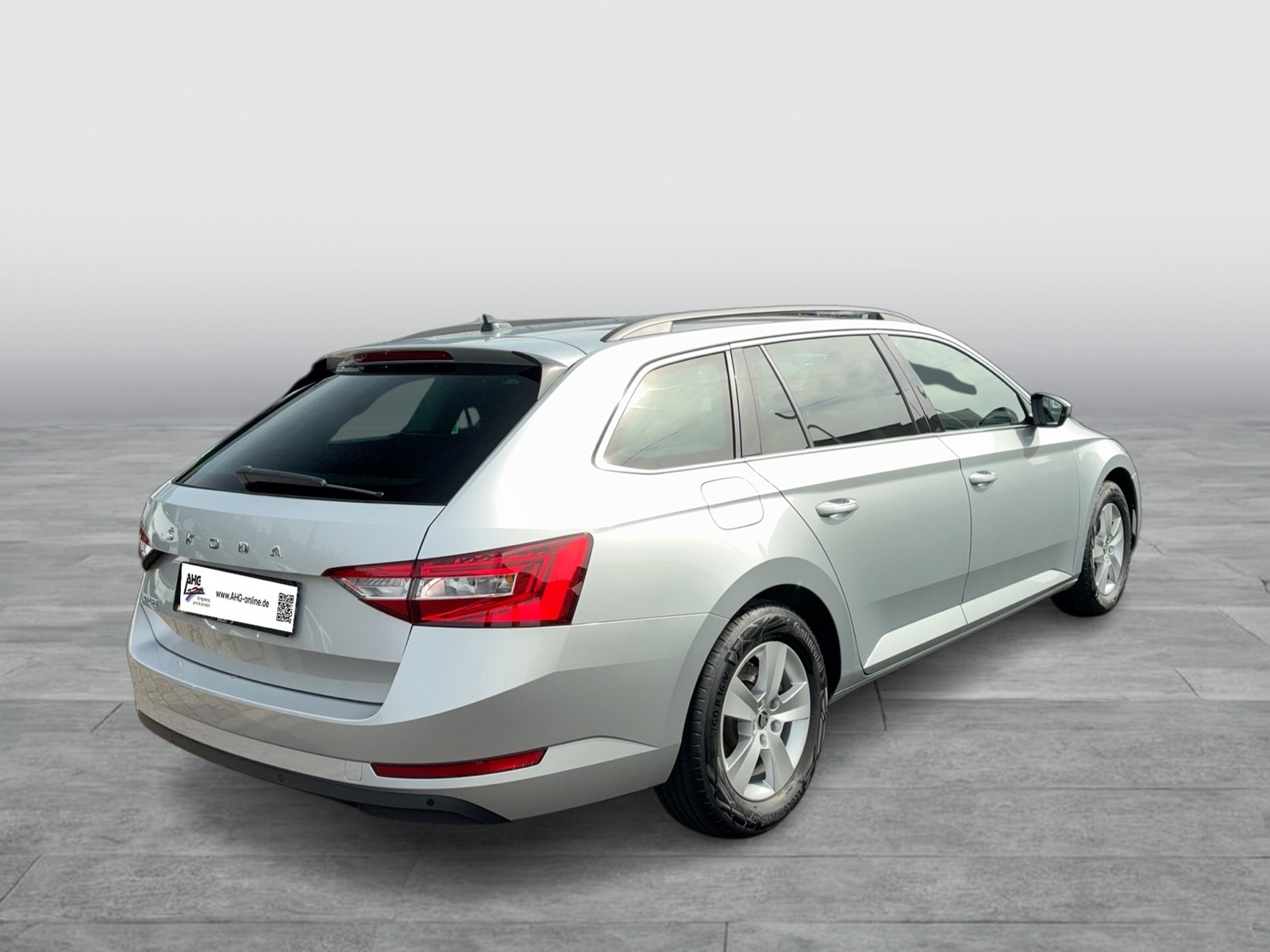 Skoda Superb Combi - Bild 6