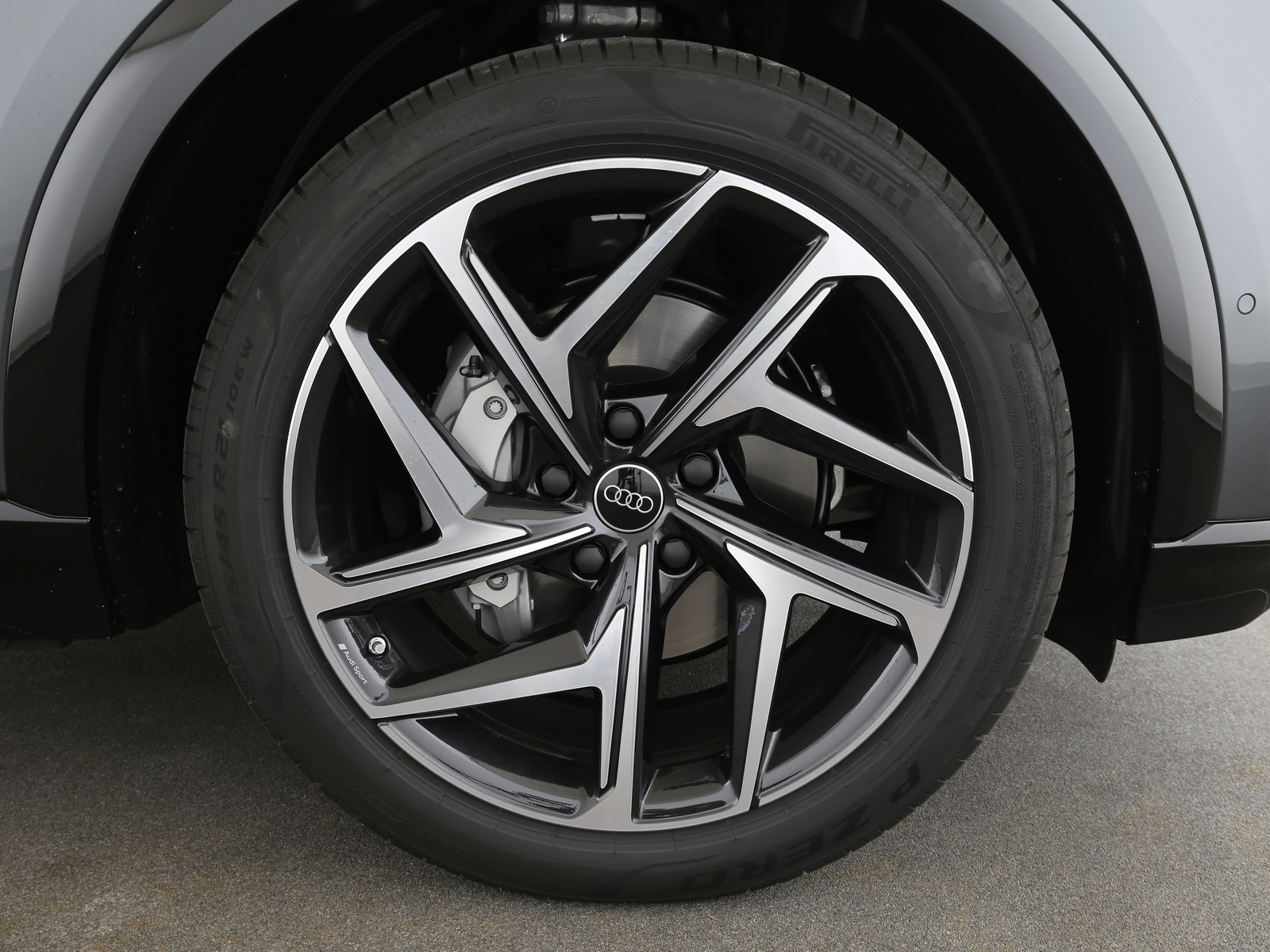 Audi Q6 e-tron - Bild 24