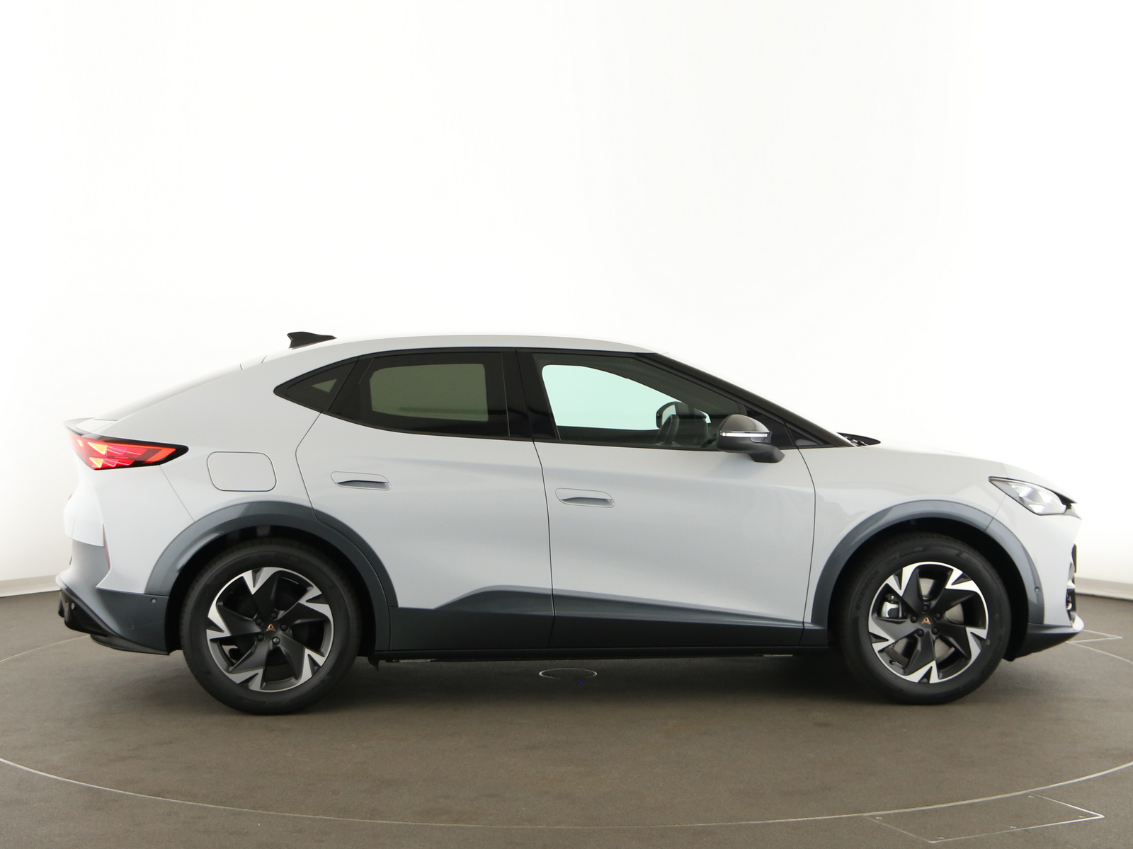CUPRA Tavascan - Bild 8
