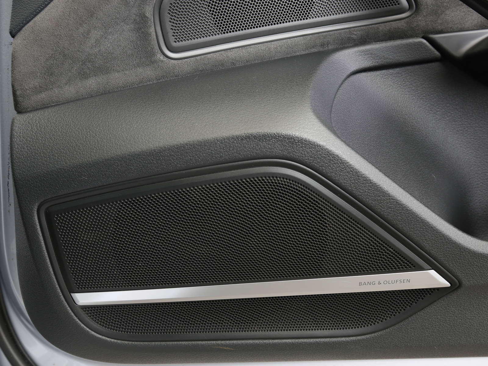 Audi A8 - Bild 14