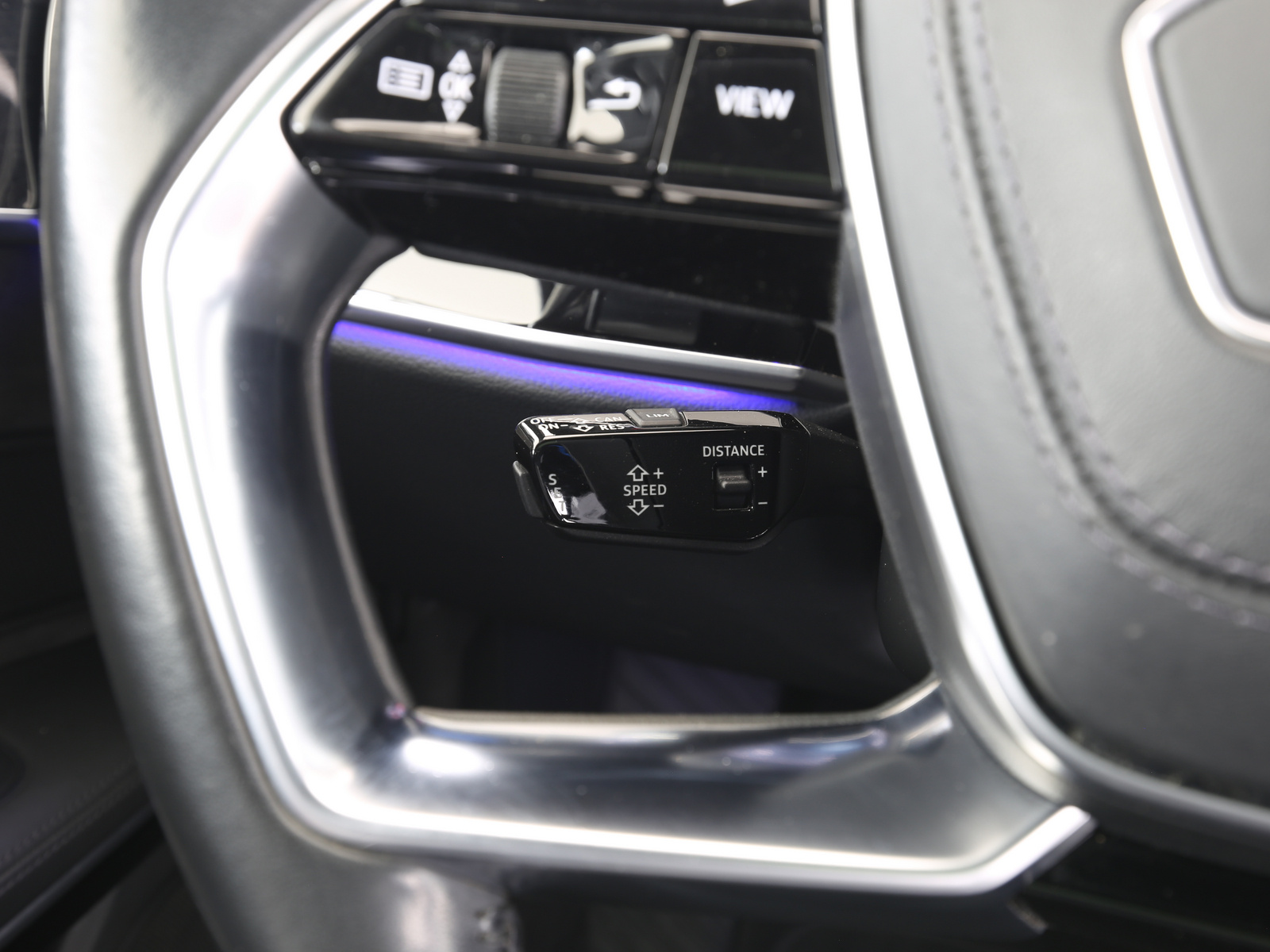 Audi A8 - Bild 16